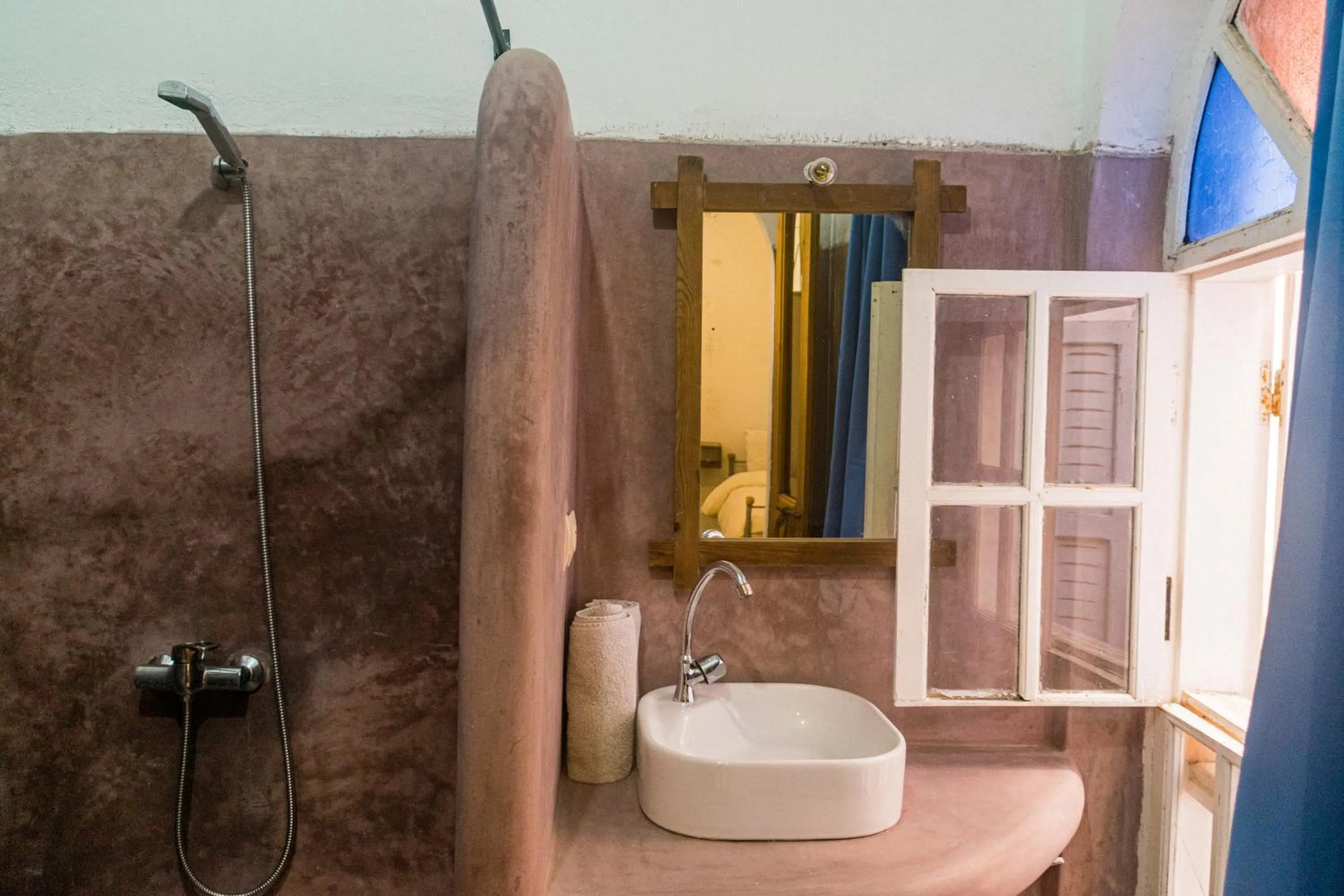 Essaouira Youth Hostel & Social Travel