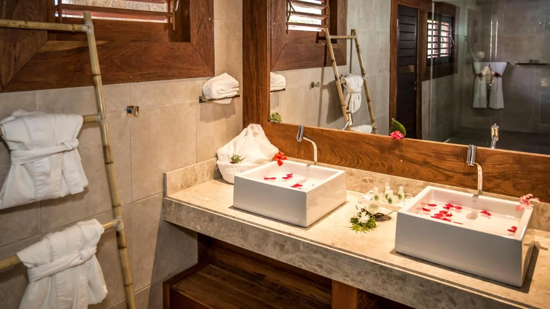 Sombra e Água Fresca Floresta