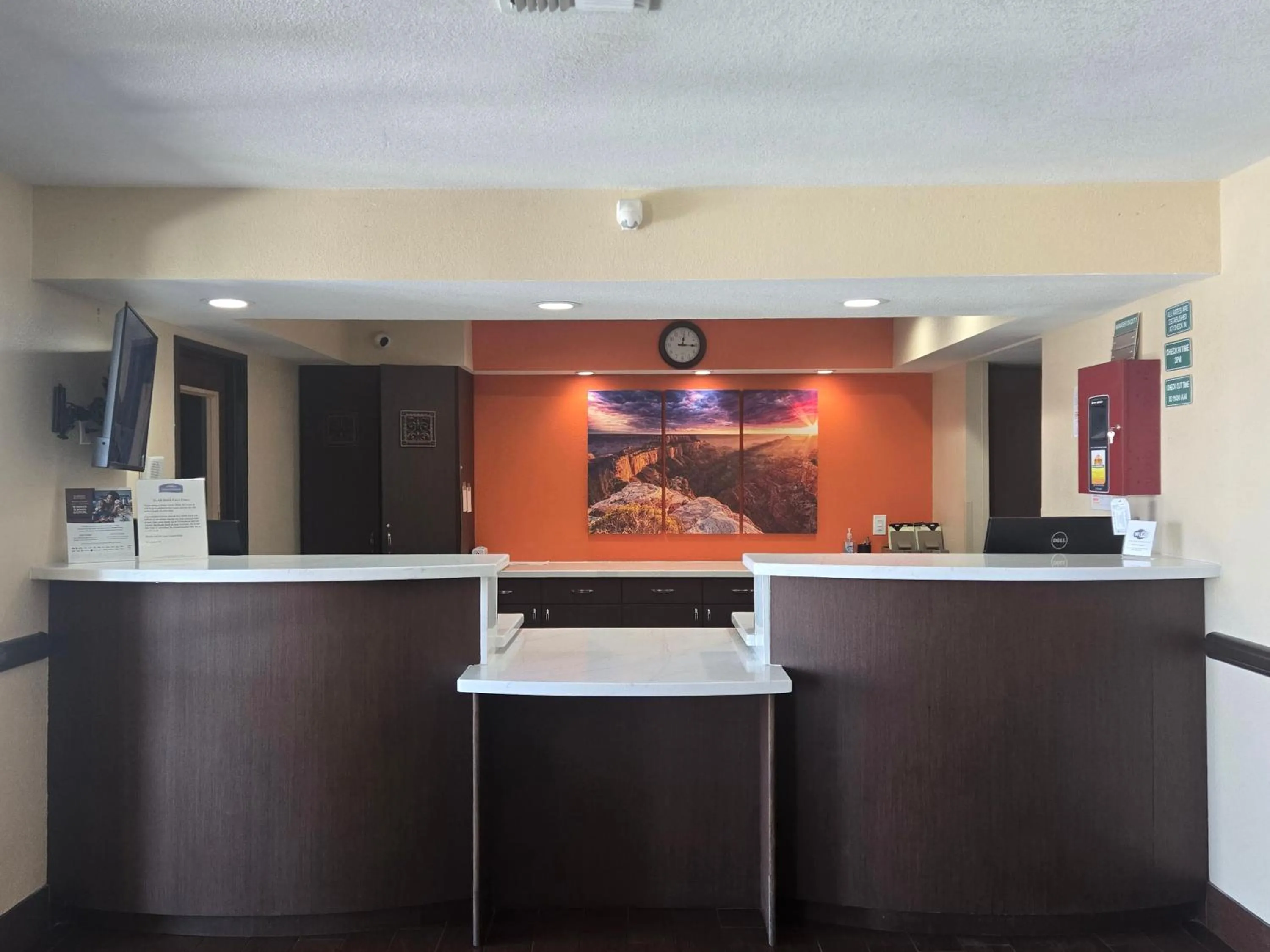 Property building in Howard Johnson by Wyndham Williams