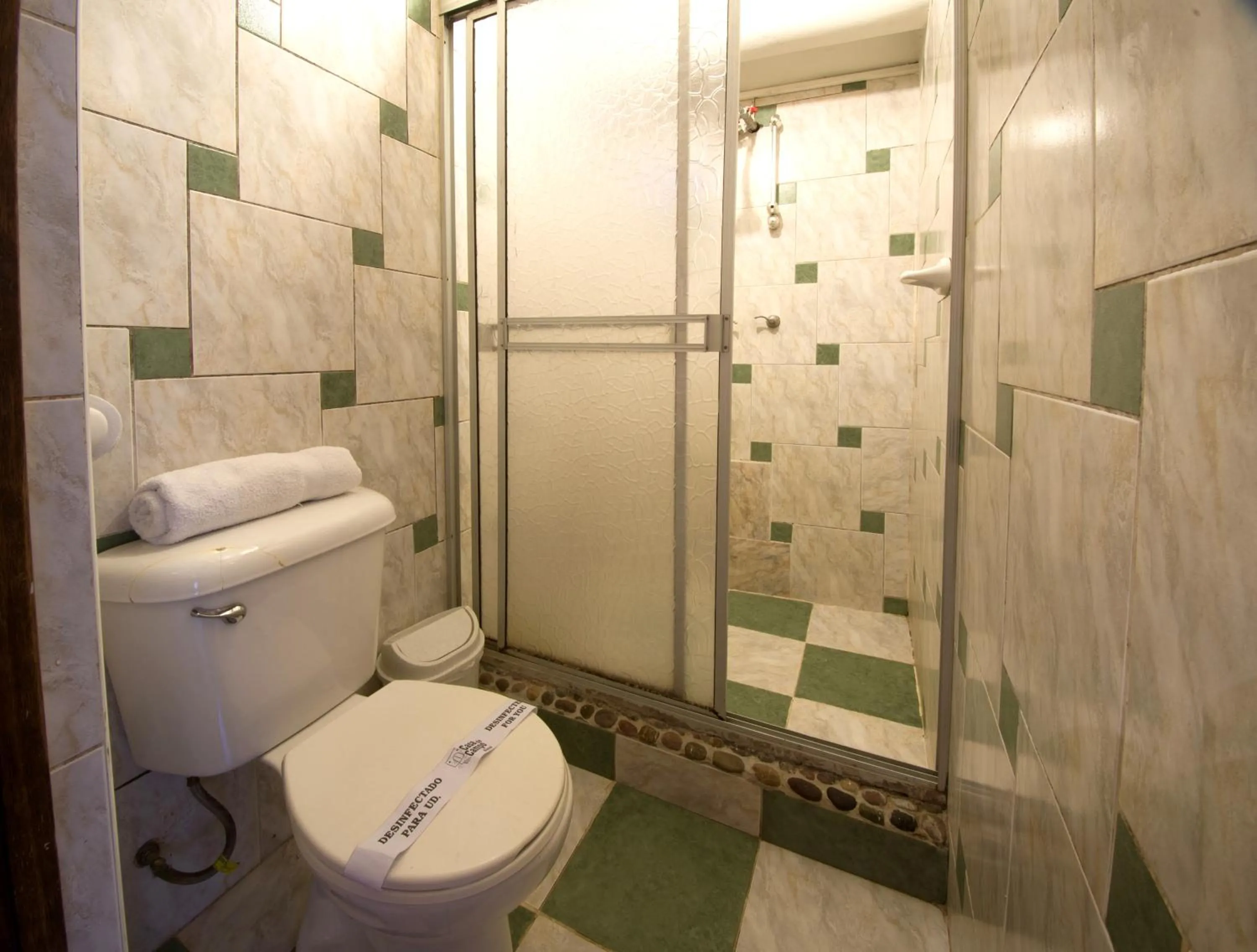 Shower in La Casa de Campo