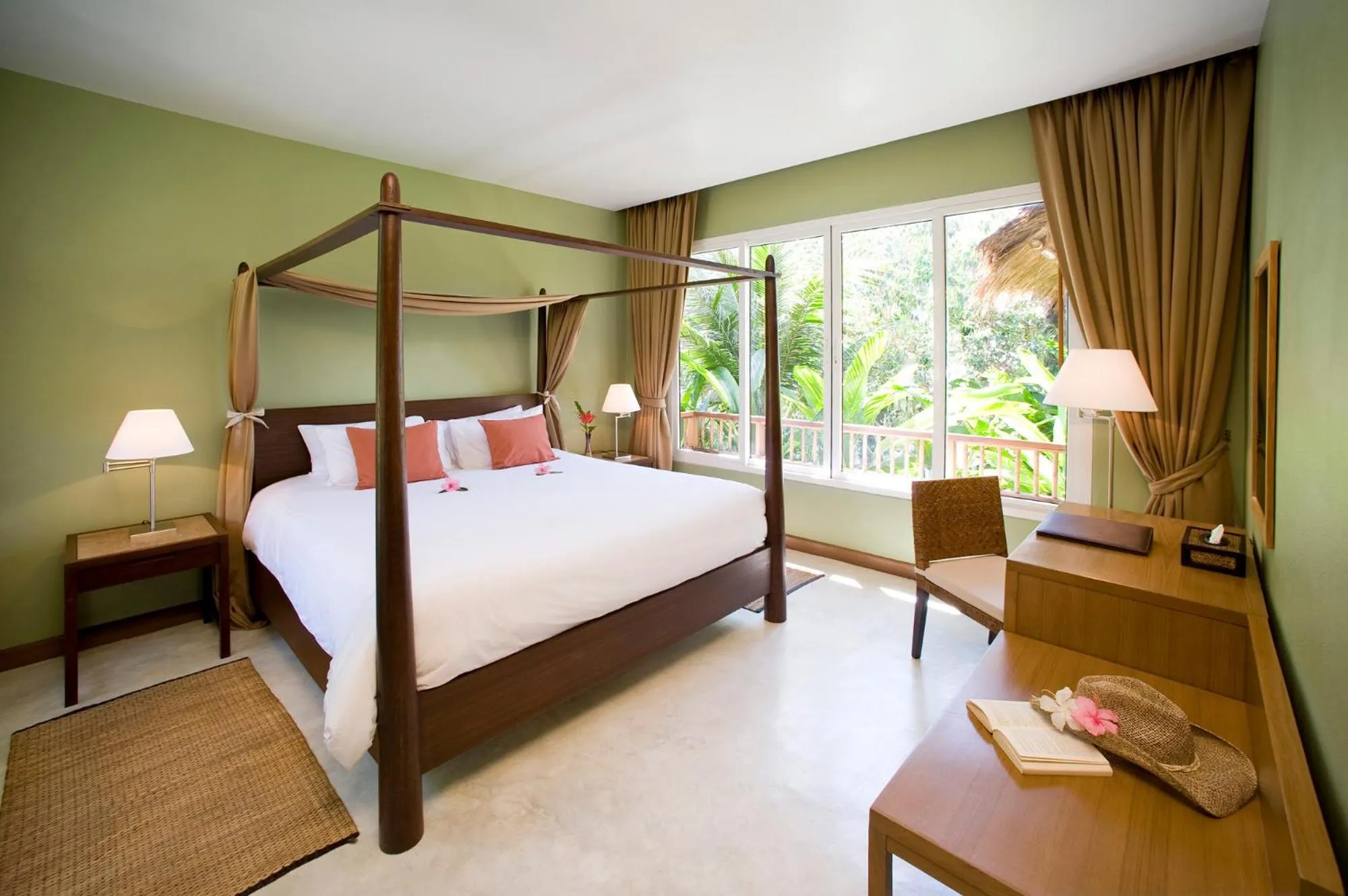 Bedroom, Bed in Centara Chaan Talay Resort And Villas Trat