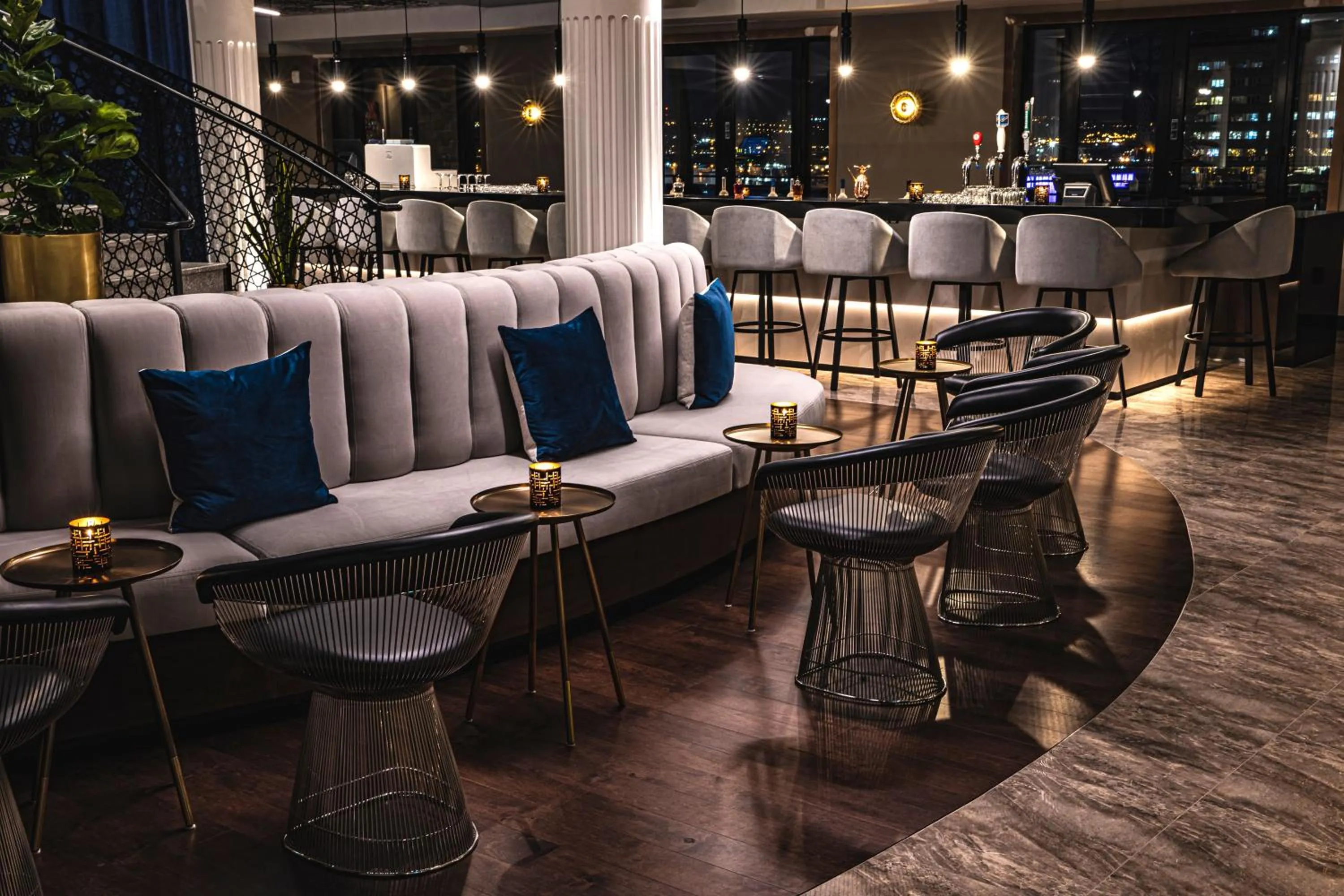 Lounge or bar in Le Capitole Hotel