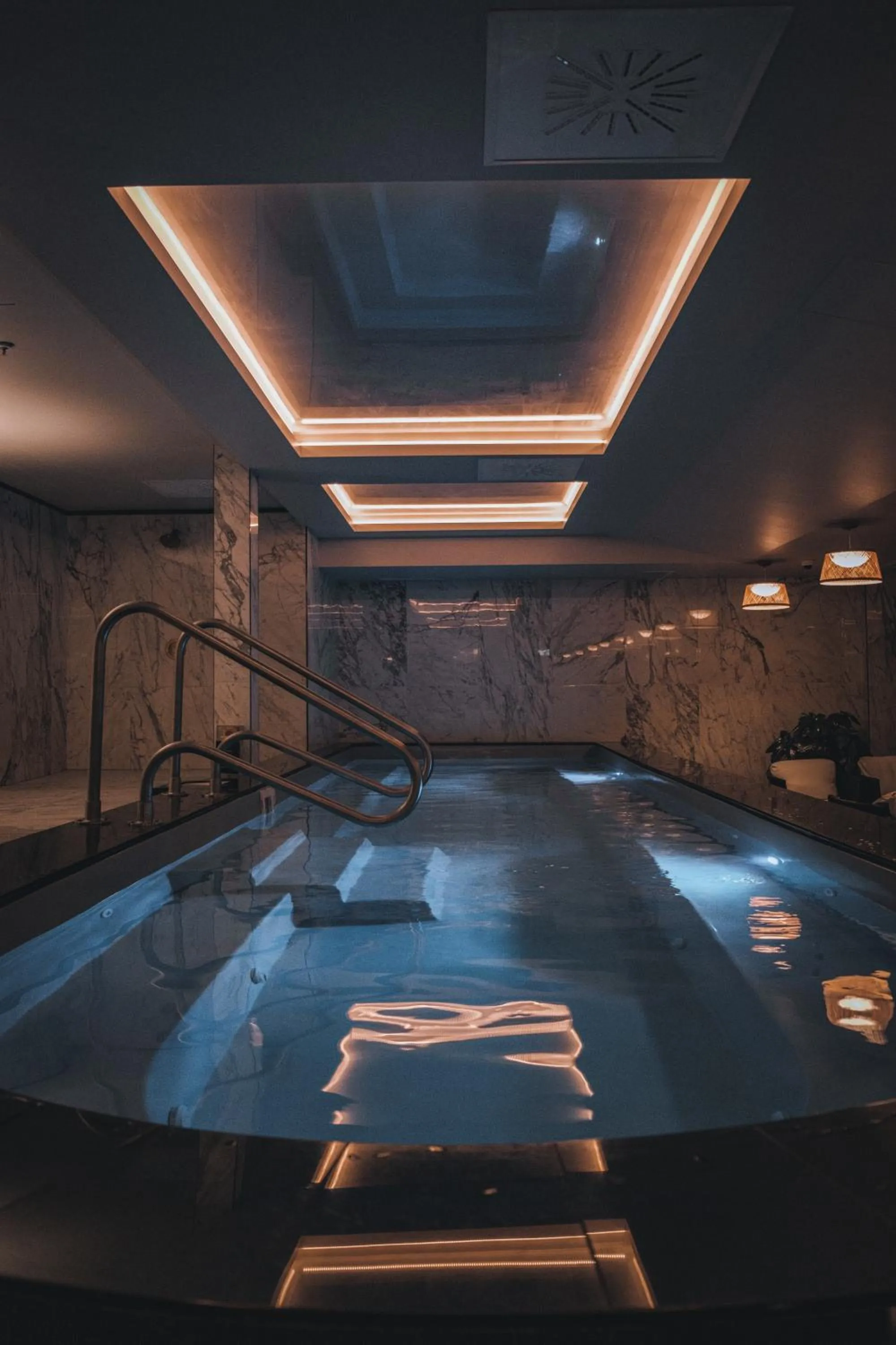 Swimming pool in Le Capitole Hotel