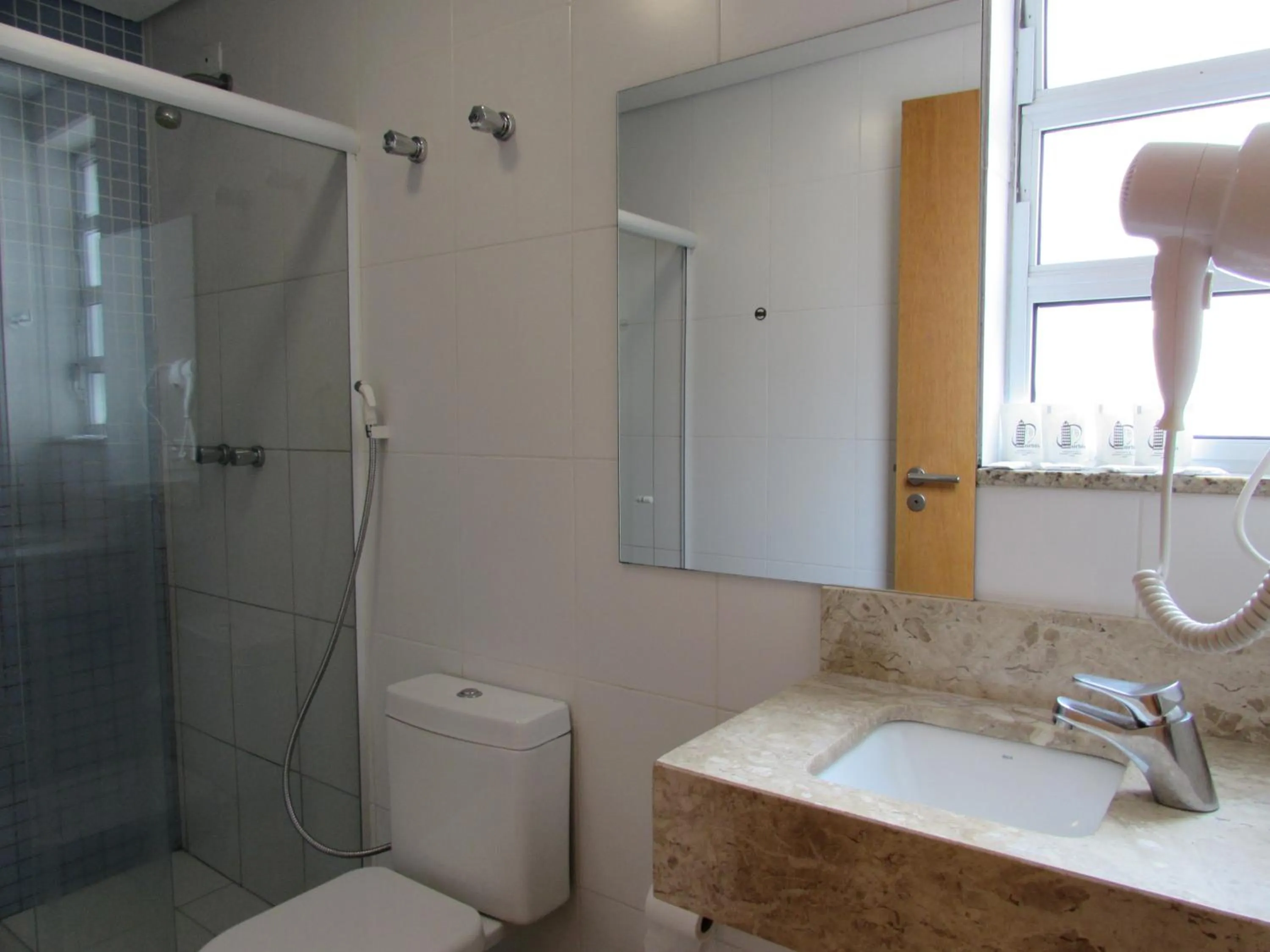 Hotel Urbis a 10 minutos Rua 25 de Março, Brás,Bom Retiro,a 2 minutos do Mirante Sampa Sky