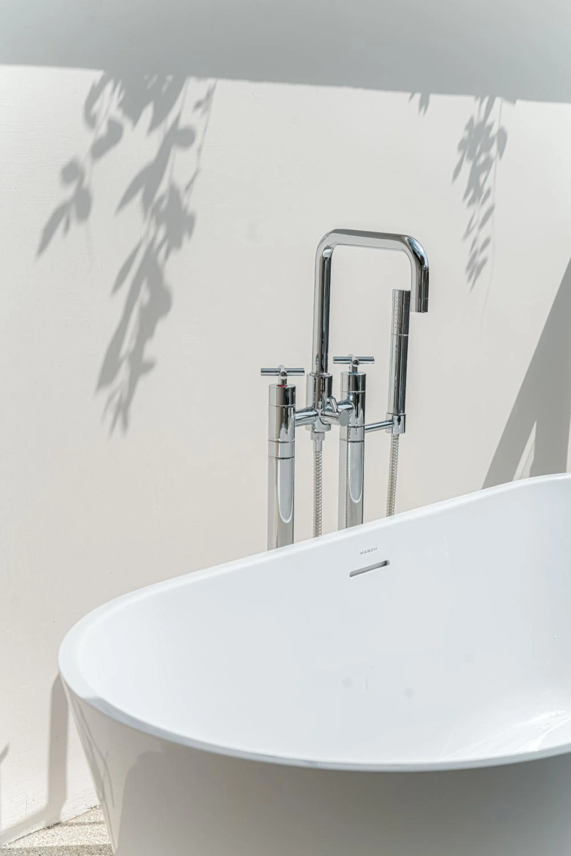 Bath in Baan Haad Ngam Boutique Resort