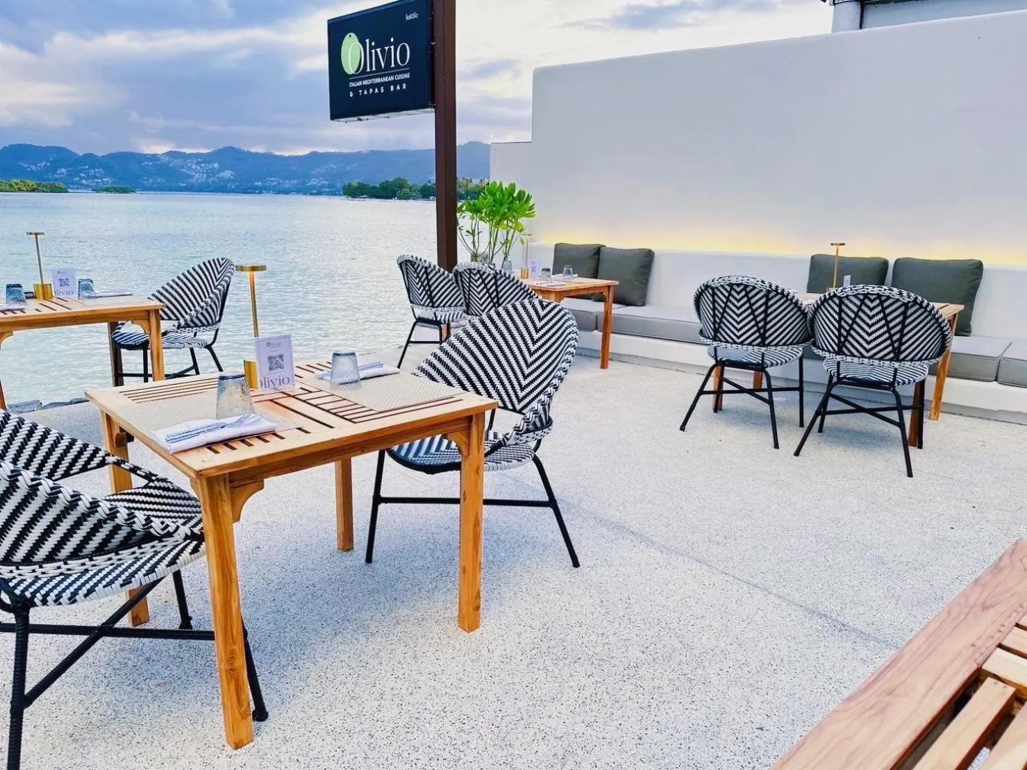 Restaurant/places to eat in Baan Haad Ngam Boutique Resort