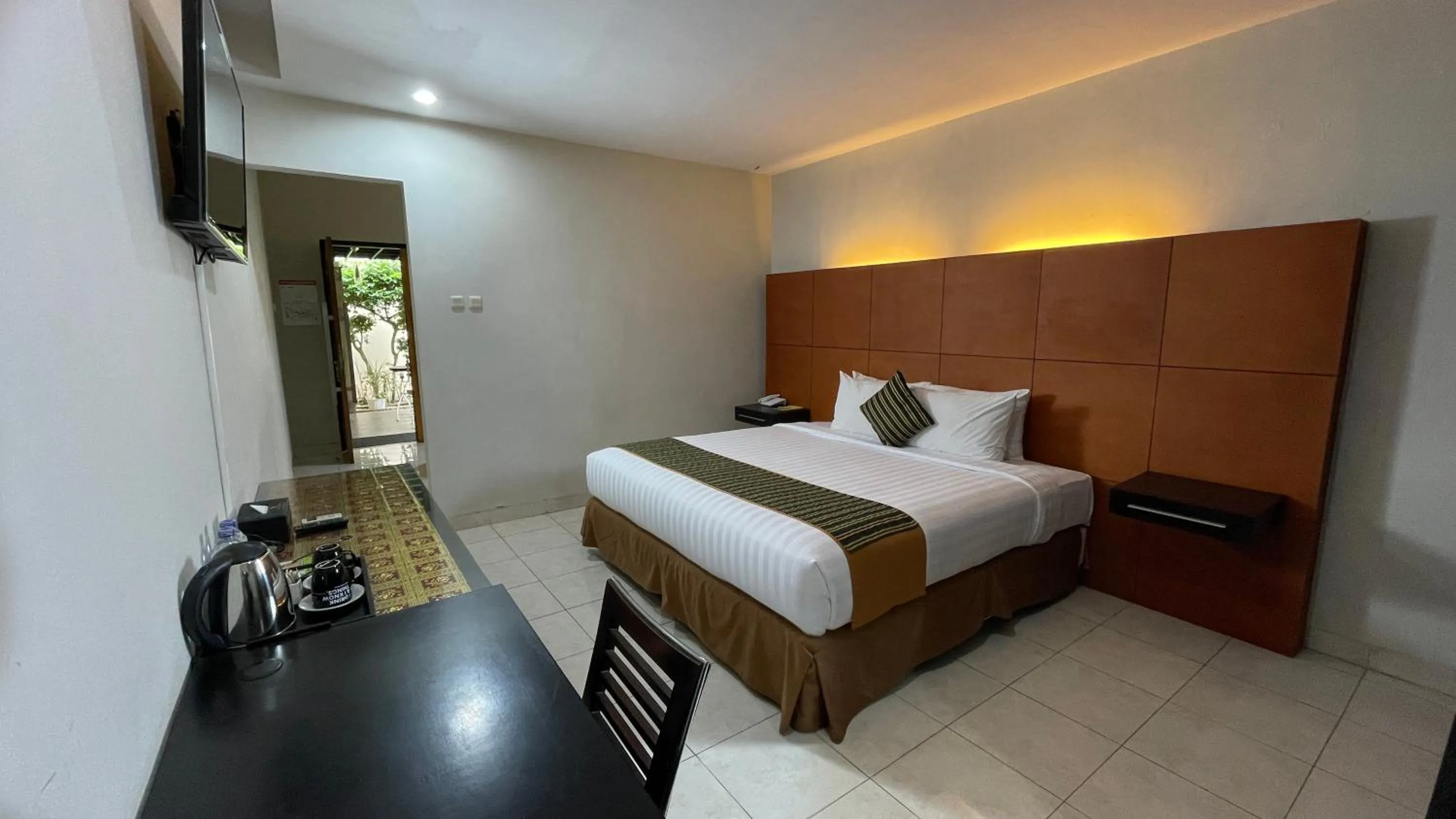 Bed in LPP Convention Hotel Demangan