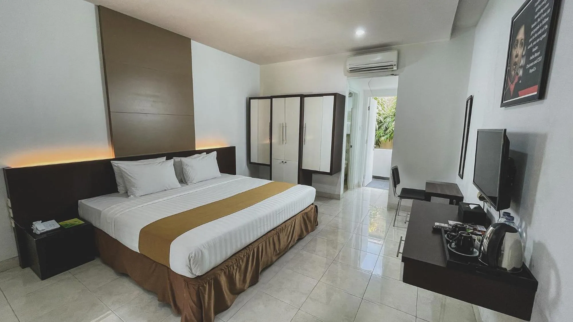 Bed in LPP Convention Hotel Demangan