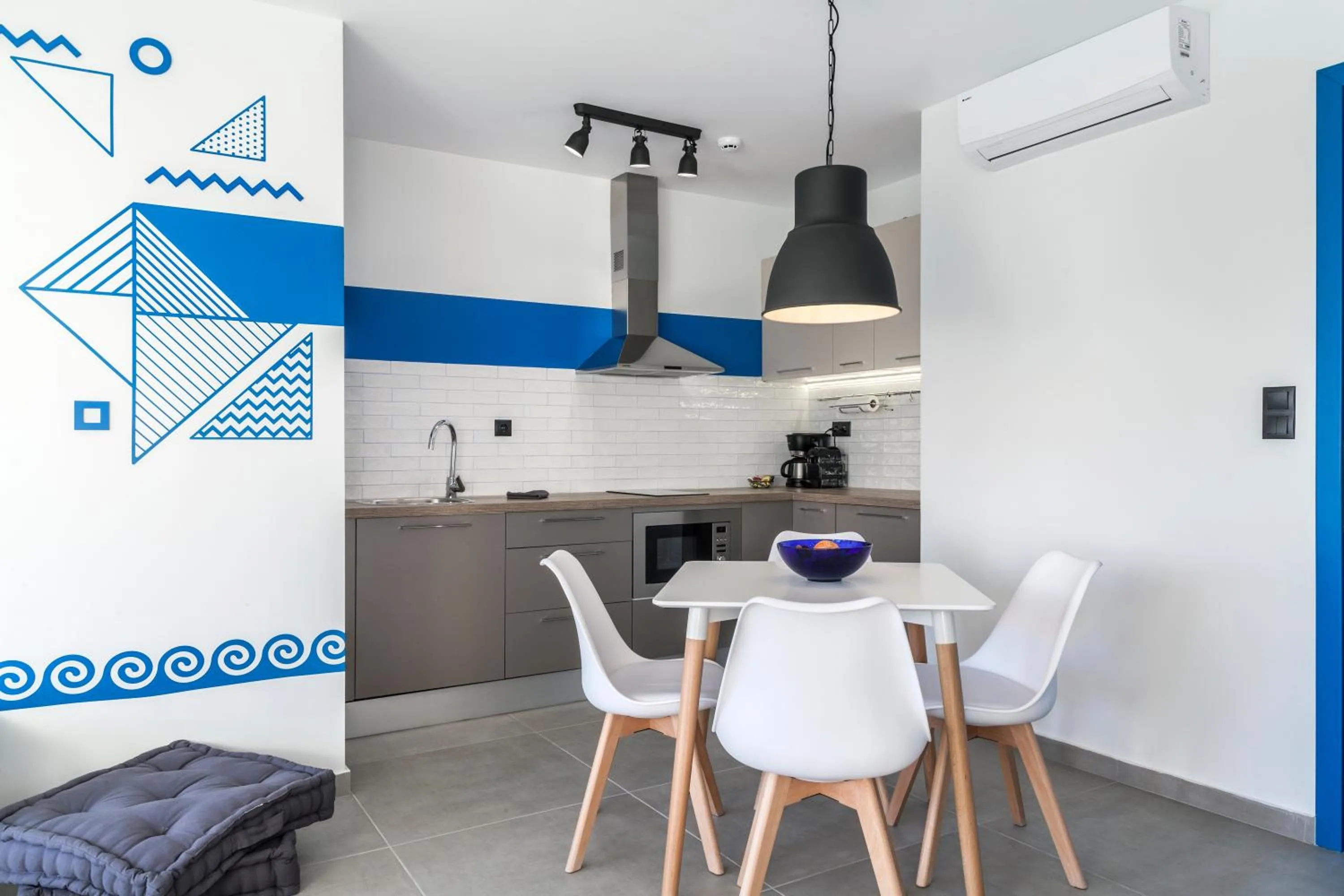 Kitchen or kitchenette in The Athenians Modern Apartments