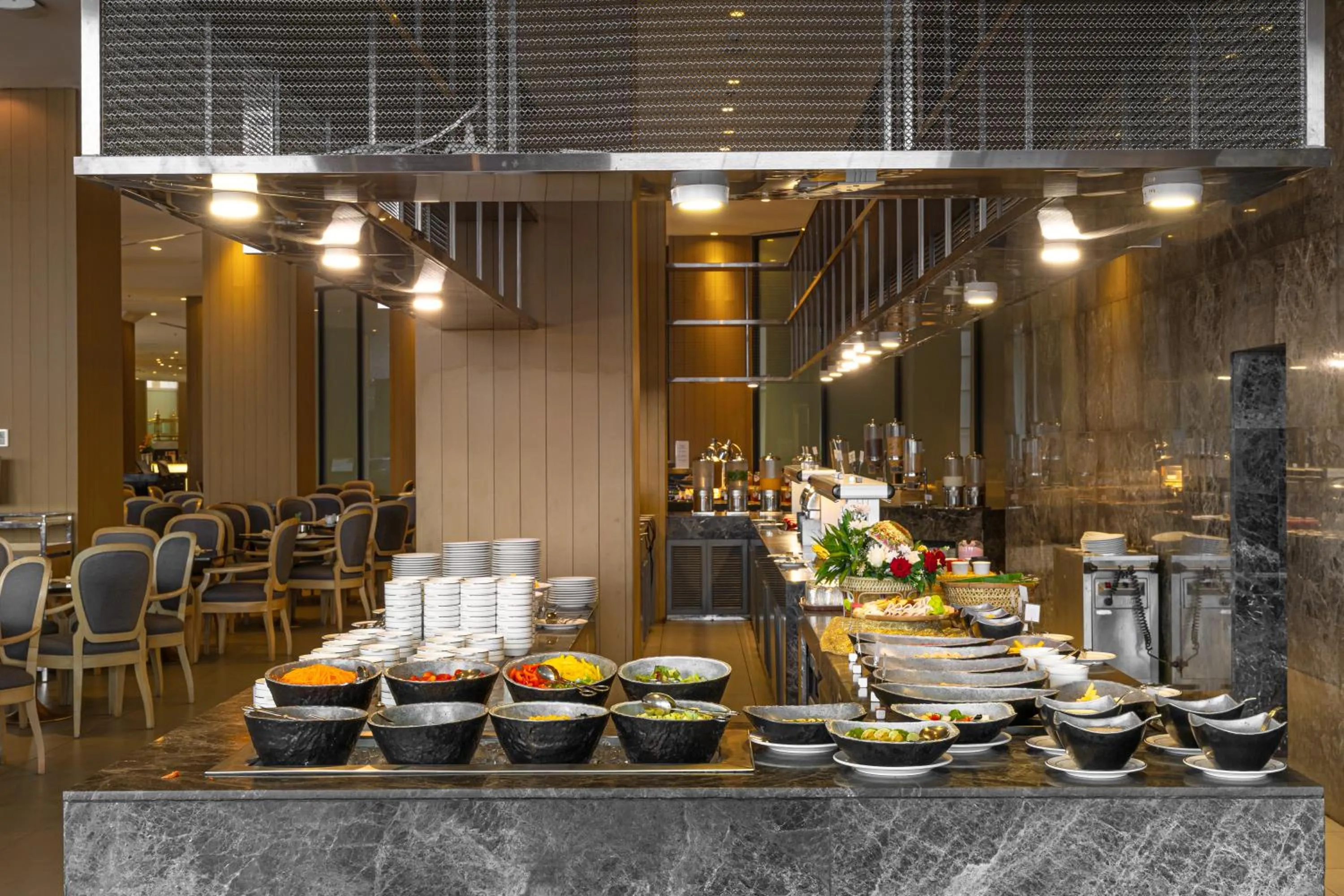 Restaurant/places to eat in Royal Cliff Beach Hotel Pattaya