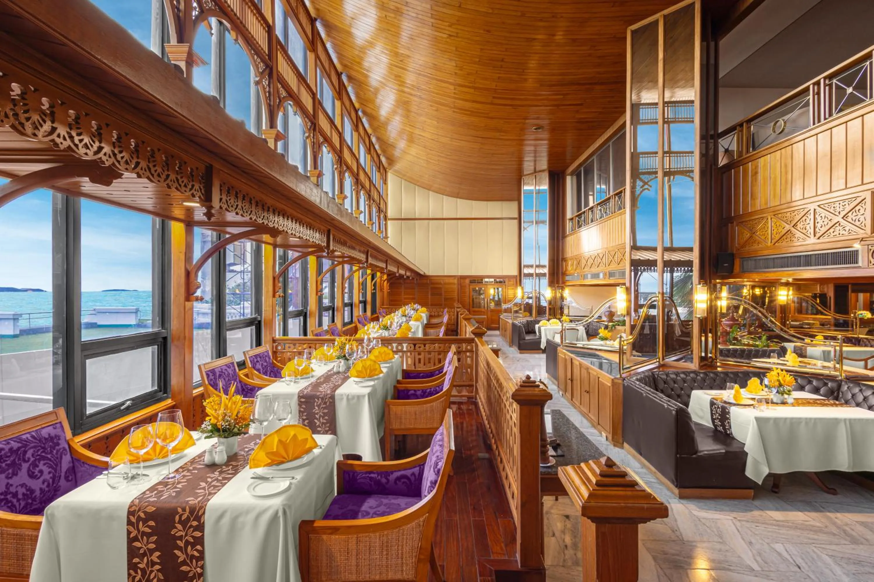 Restaurant/places to eat in Royal Cliff Beach Hotel Pattaya