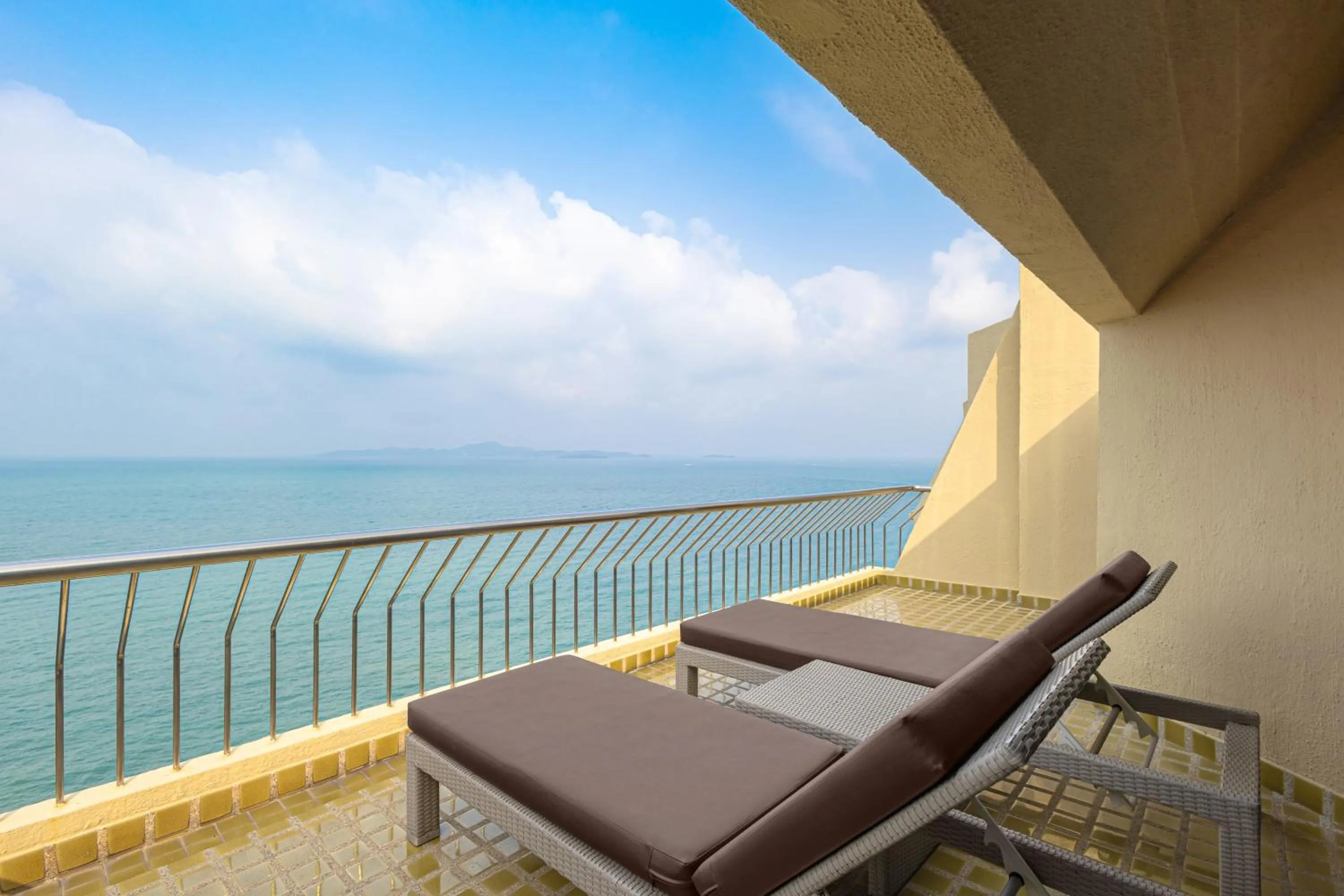 View (from property/room) in Royal Cliff Beach Hotel Pattaya