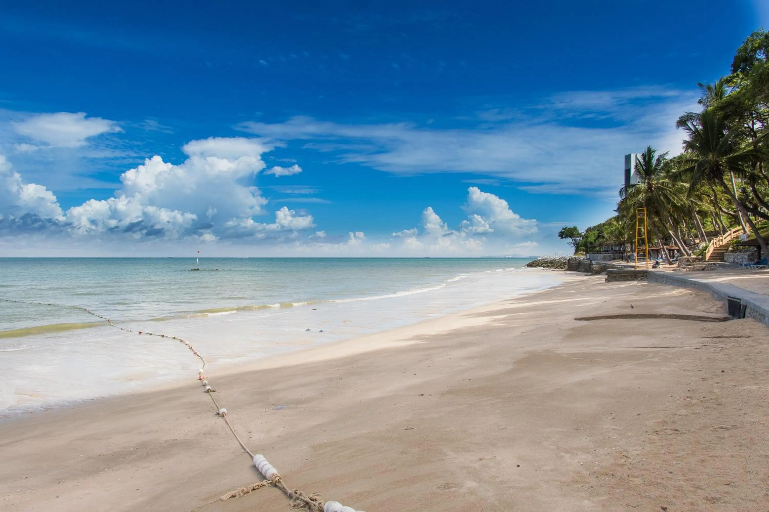 Beach in Royal Cliff Beach Hotel Pattaya