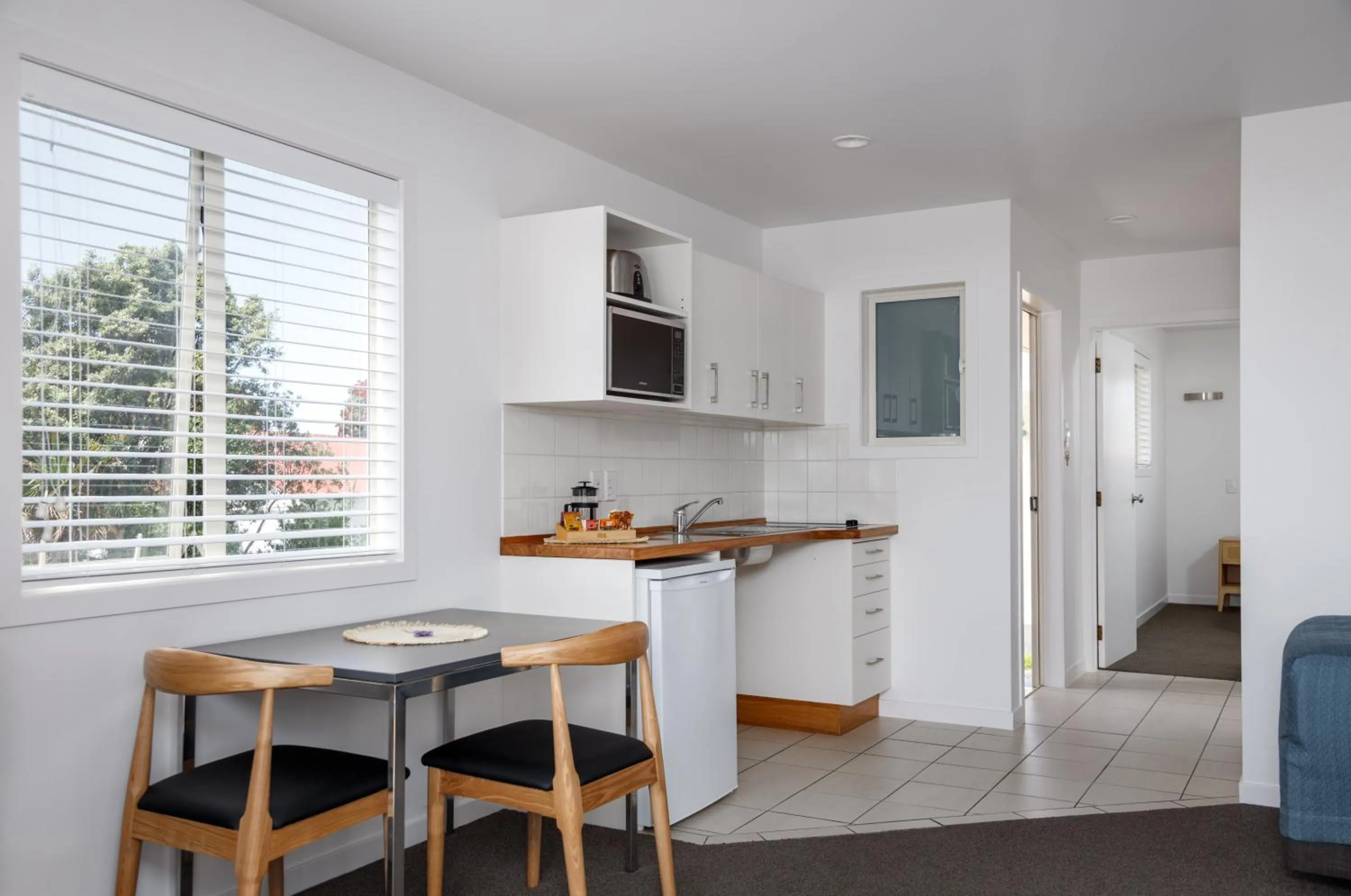 Kitchen or kitchenette in Ocean Beach Wainui