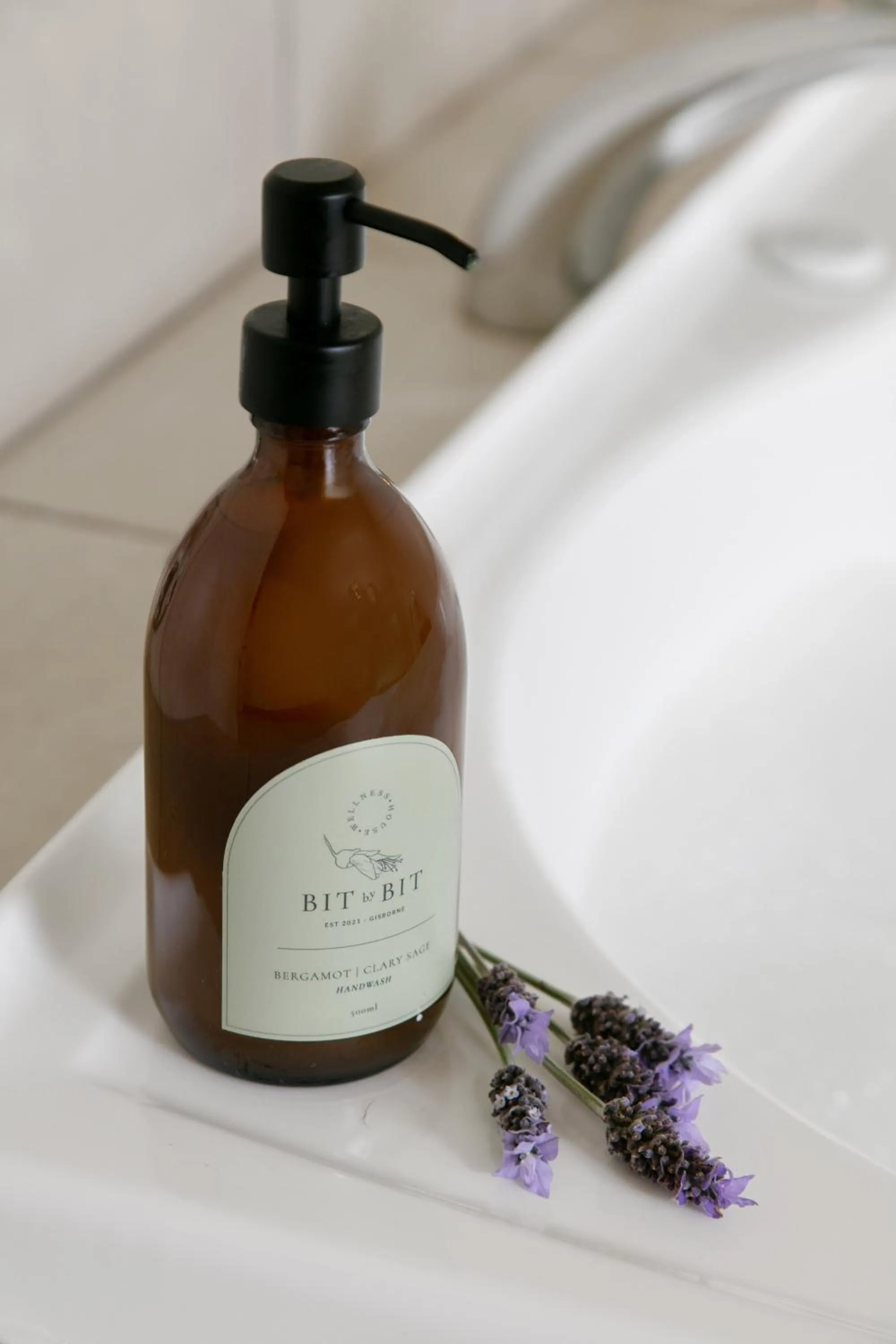 Bathroom in Ocean Beach Wainui