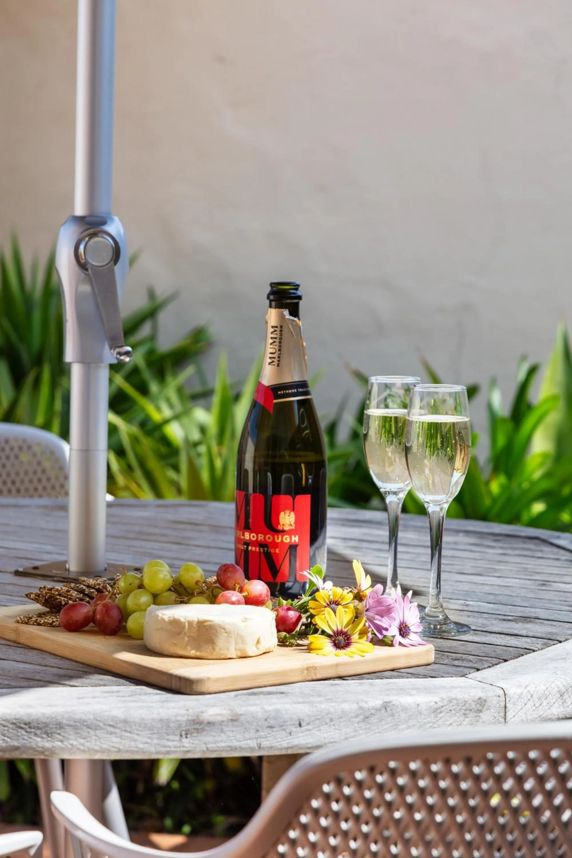 Food and drinks in Ocean Beach Wainui