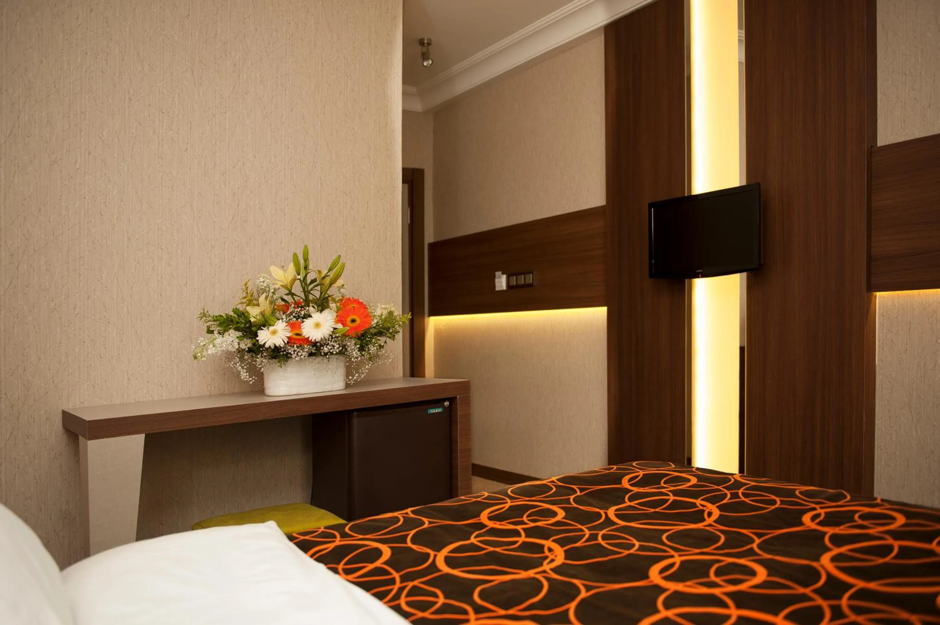 Photo of the whole room, Bed in Birbey Hotel