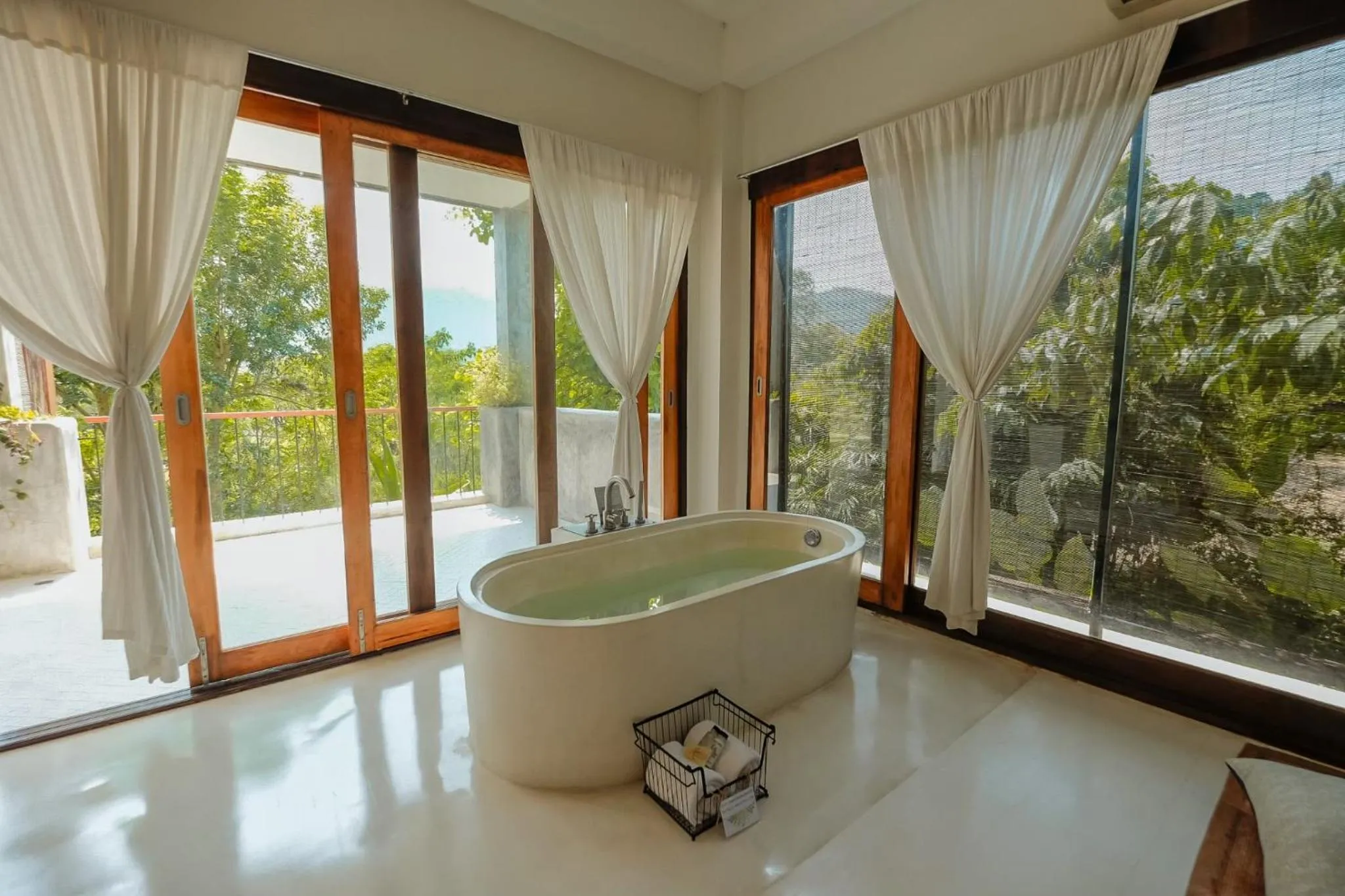 Hot Tub in Proud Phu Fah Maerim Resort