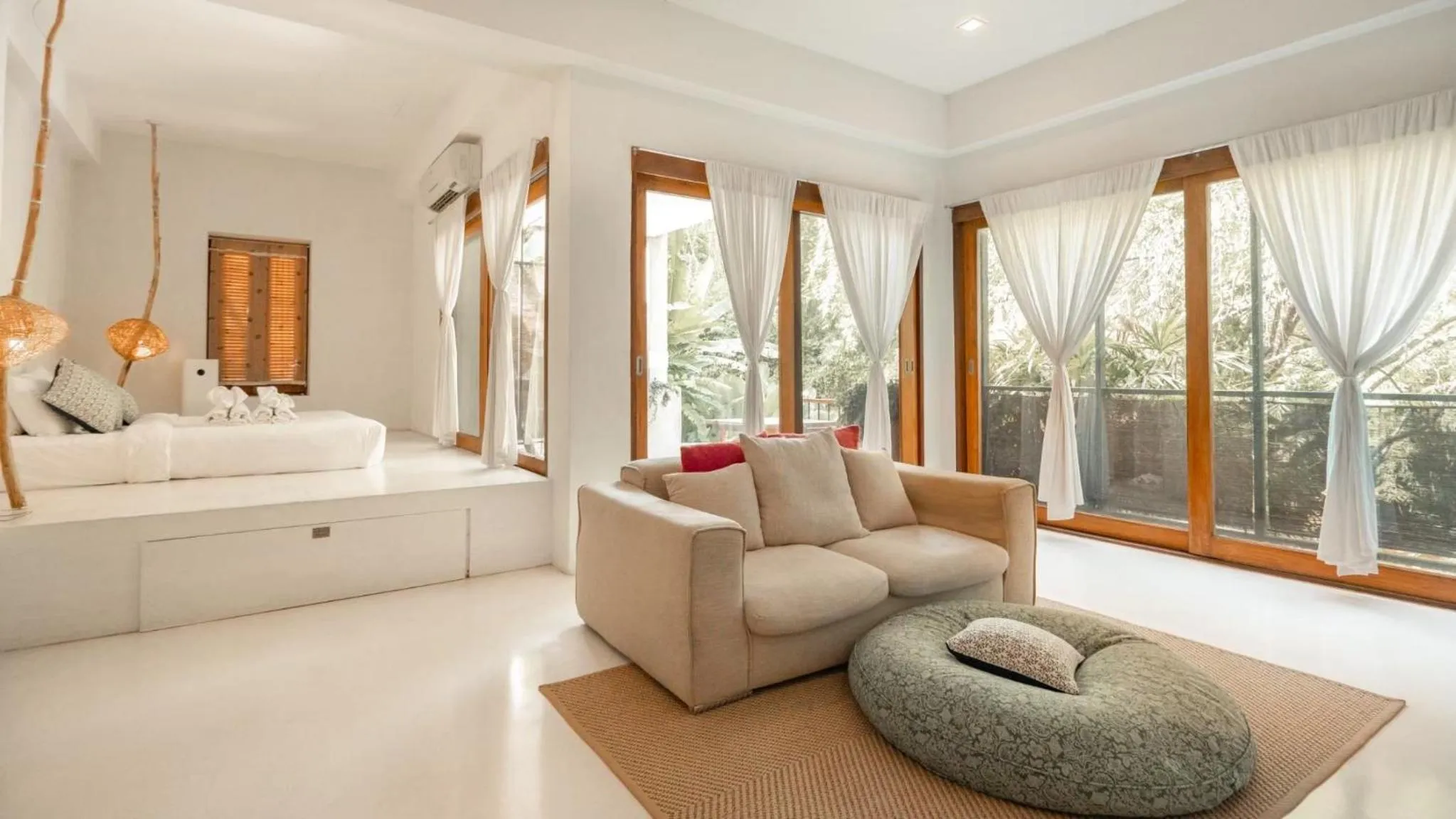 Photo of the whole room, Bed in Proud Phu Fah Maerim Resort