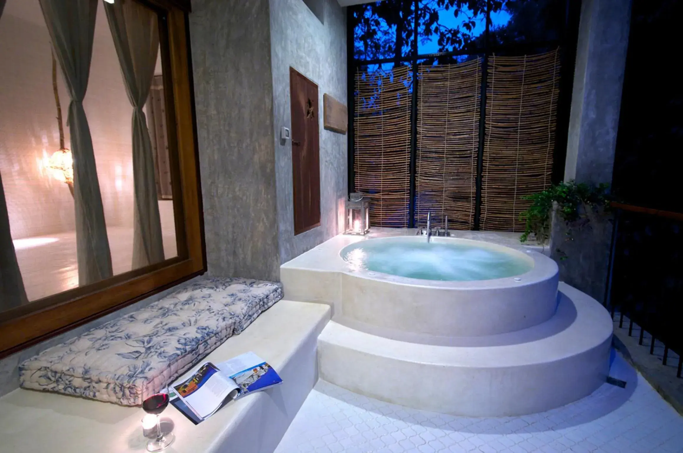 Suite Jacuzzi Room in Proud Phu Fah Maerim Resort Suite Jacuzzi Room in Proud Phu Fah Maerim Resort