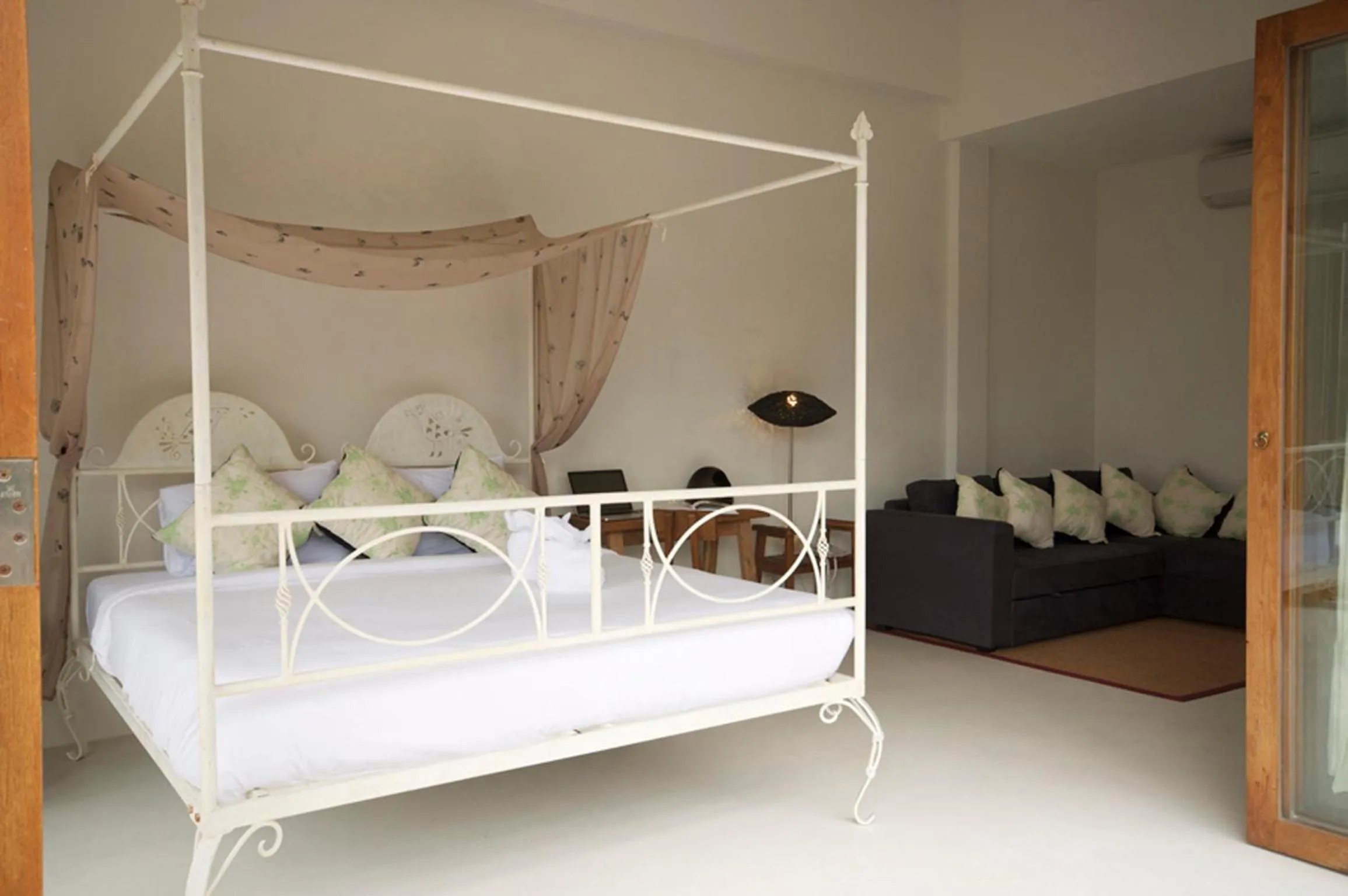 Bed in Proud Phu Fah Maerim Resort