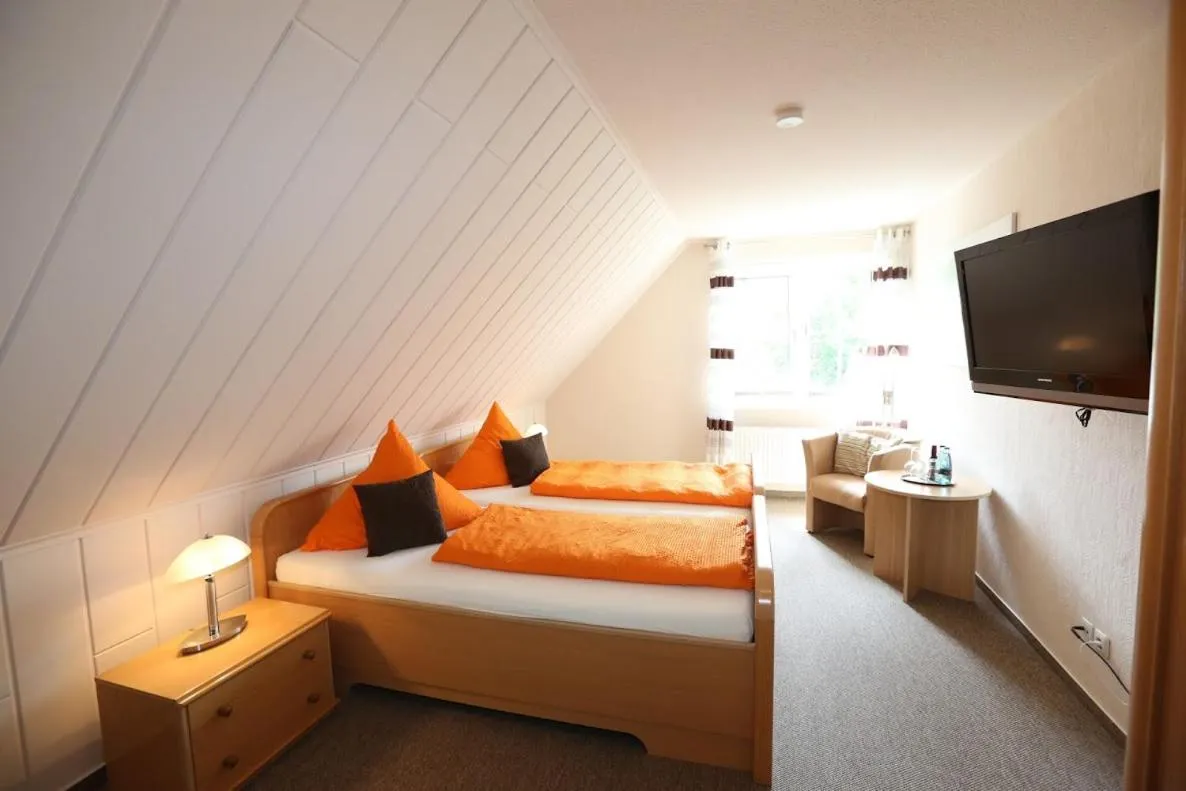 Photo of the whole room, Bed in Landhotel Möllhagen