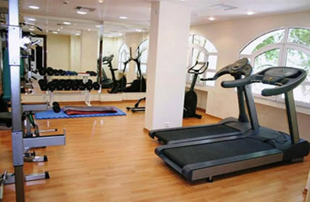 Fitness centre/facilities in Crithoni's Paradise Hotel
