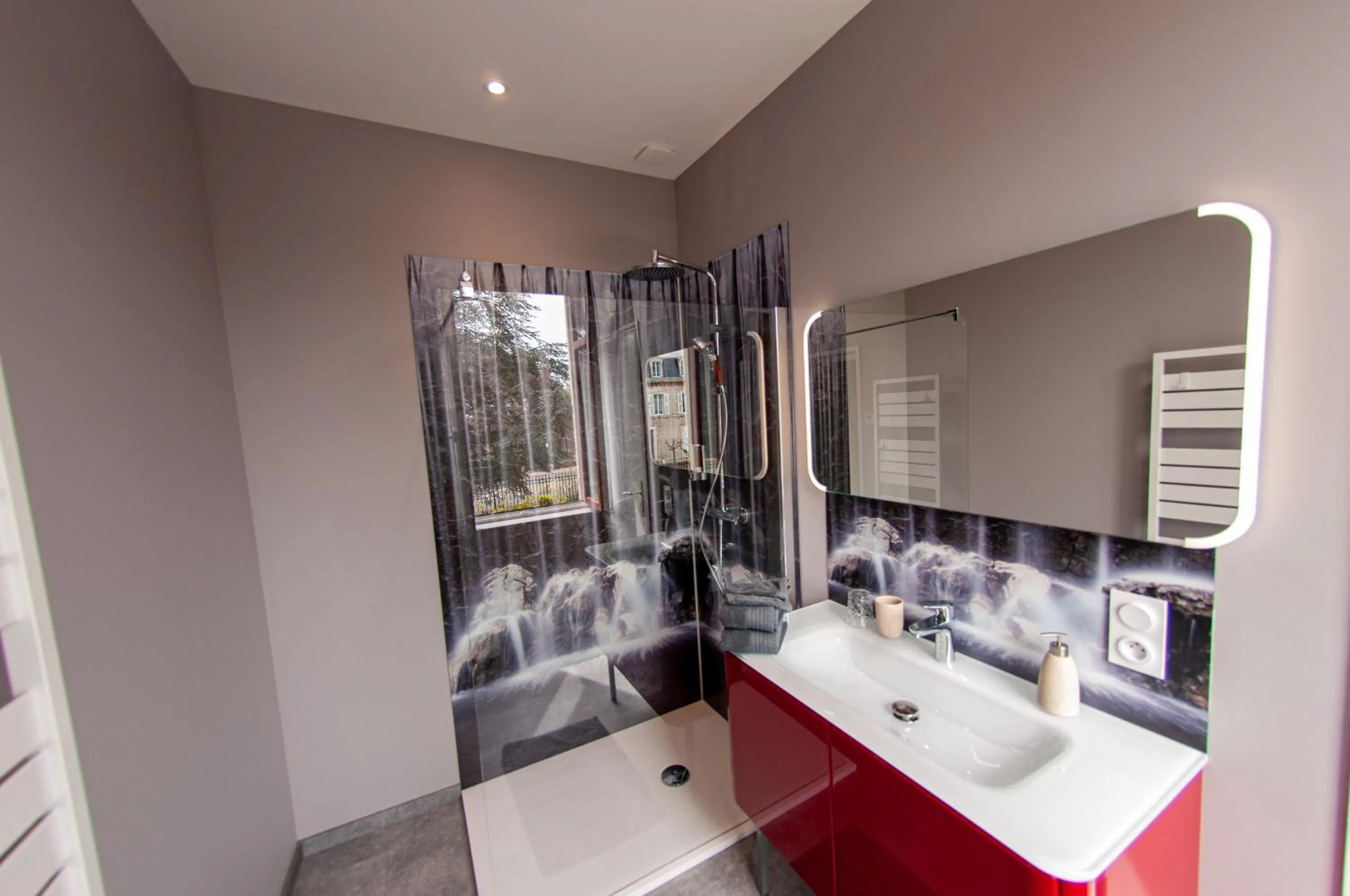 Au Puy Des Vérités