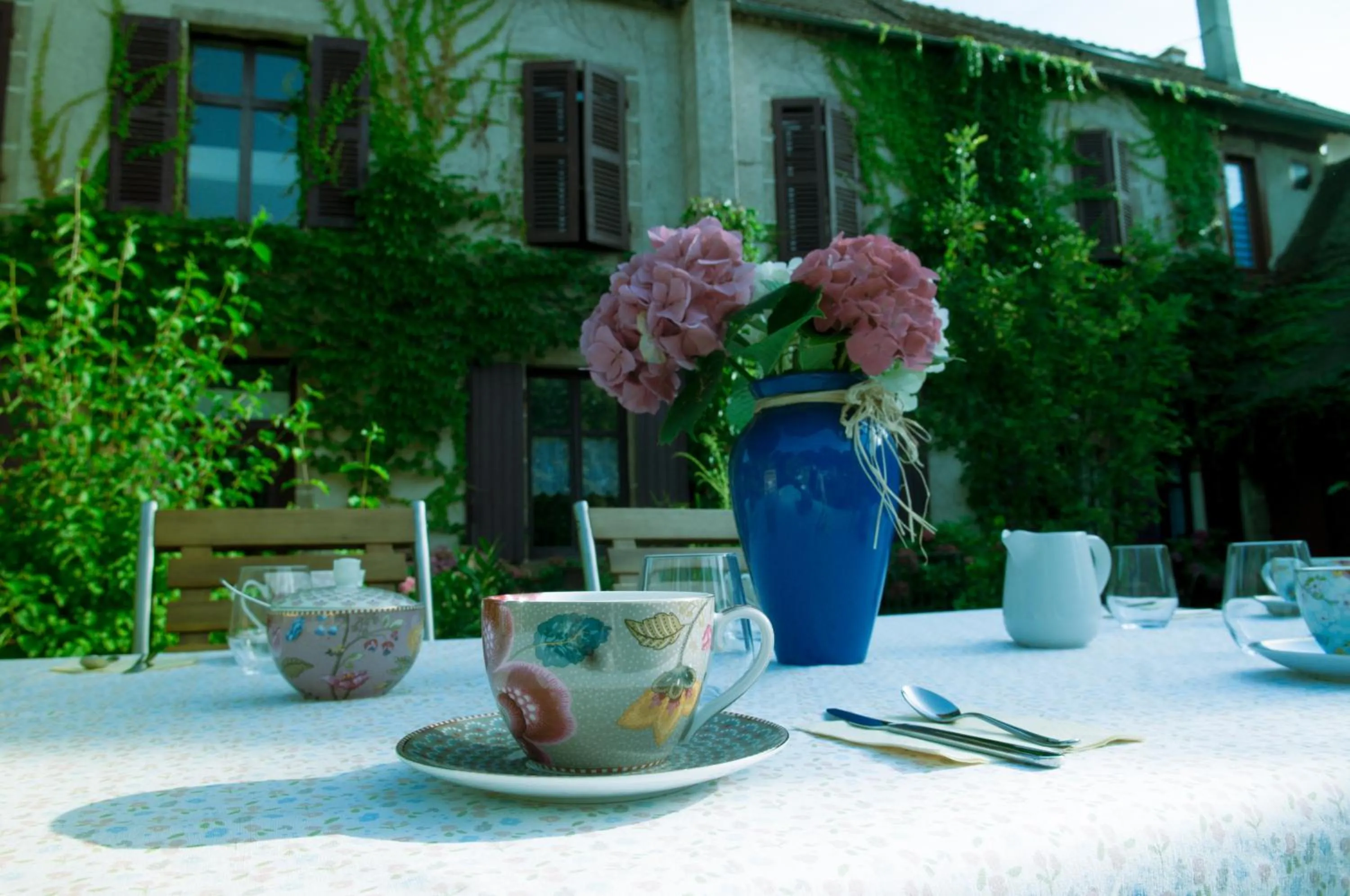 Breakfast in Au Puy Des Vérités
