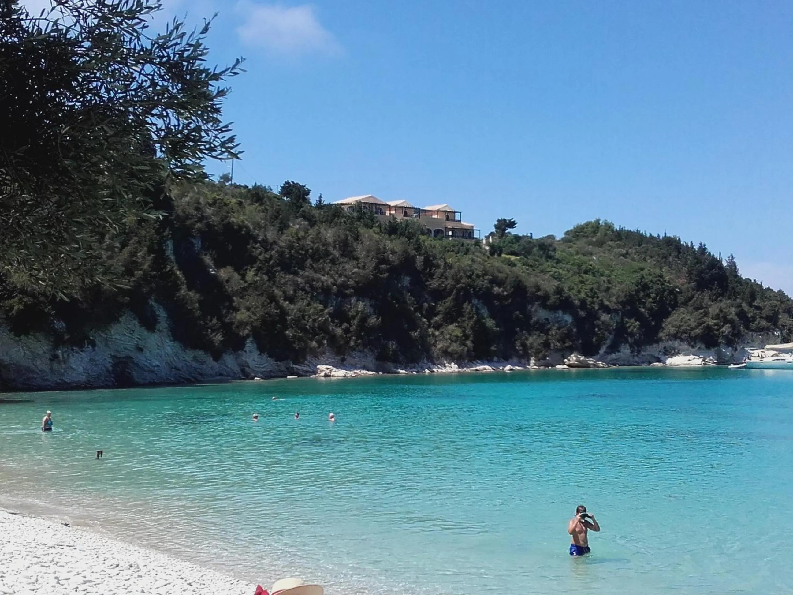 Day in Amfitriti Hotel & Studios