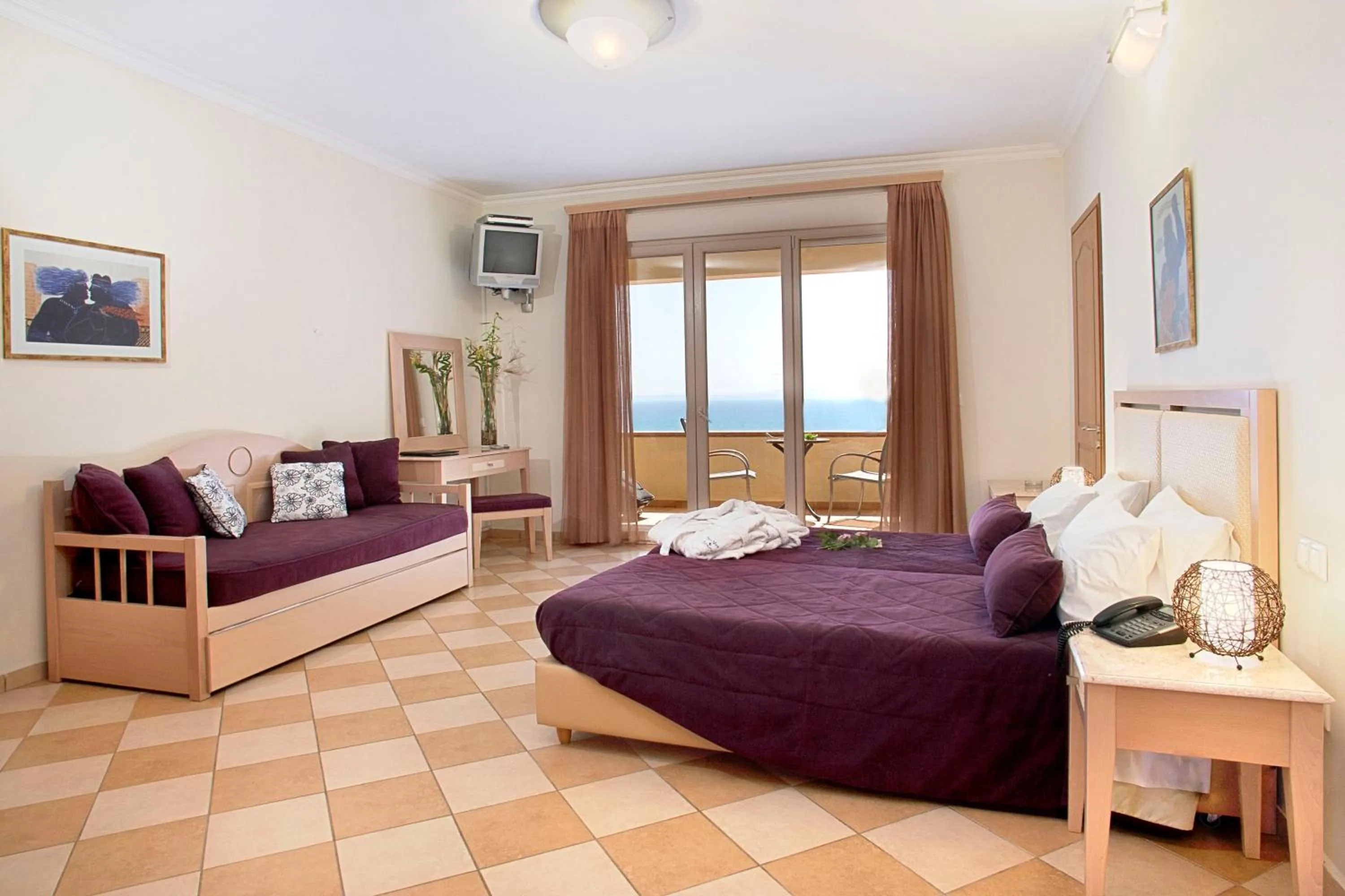 Bed in Sea View Resorts & Spa