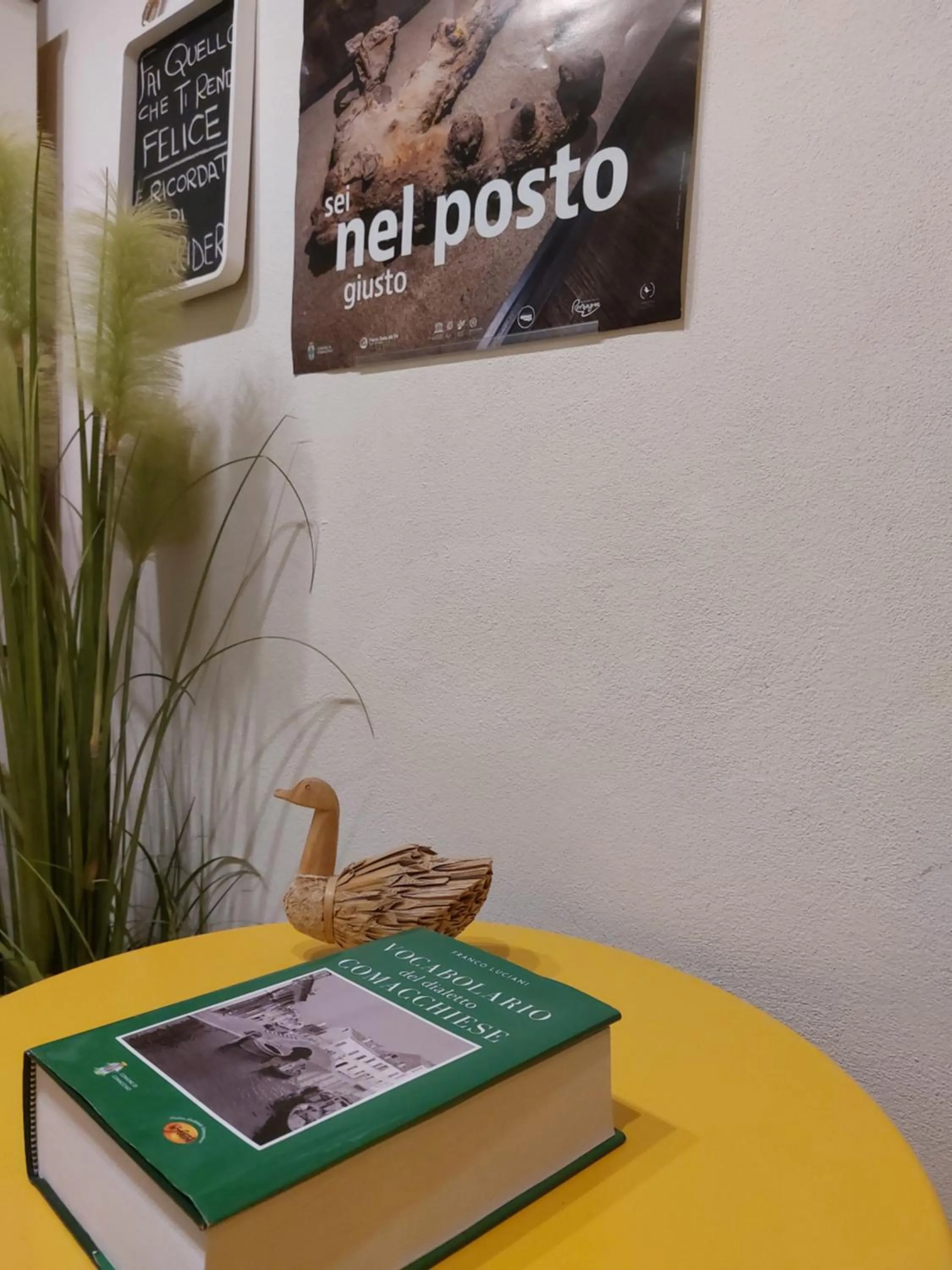 Decorative detail in B&B Comacchio