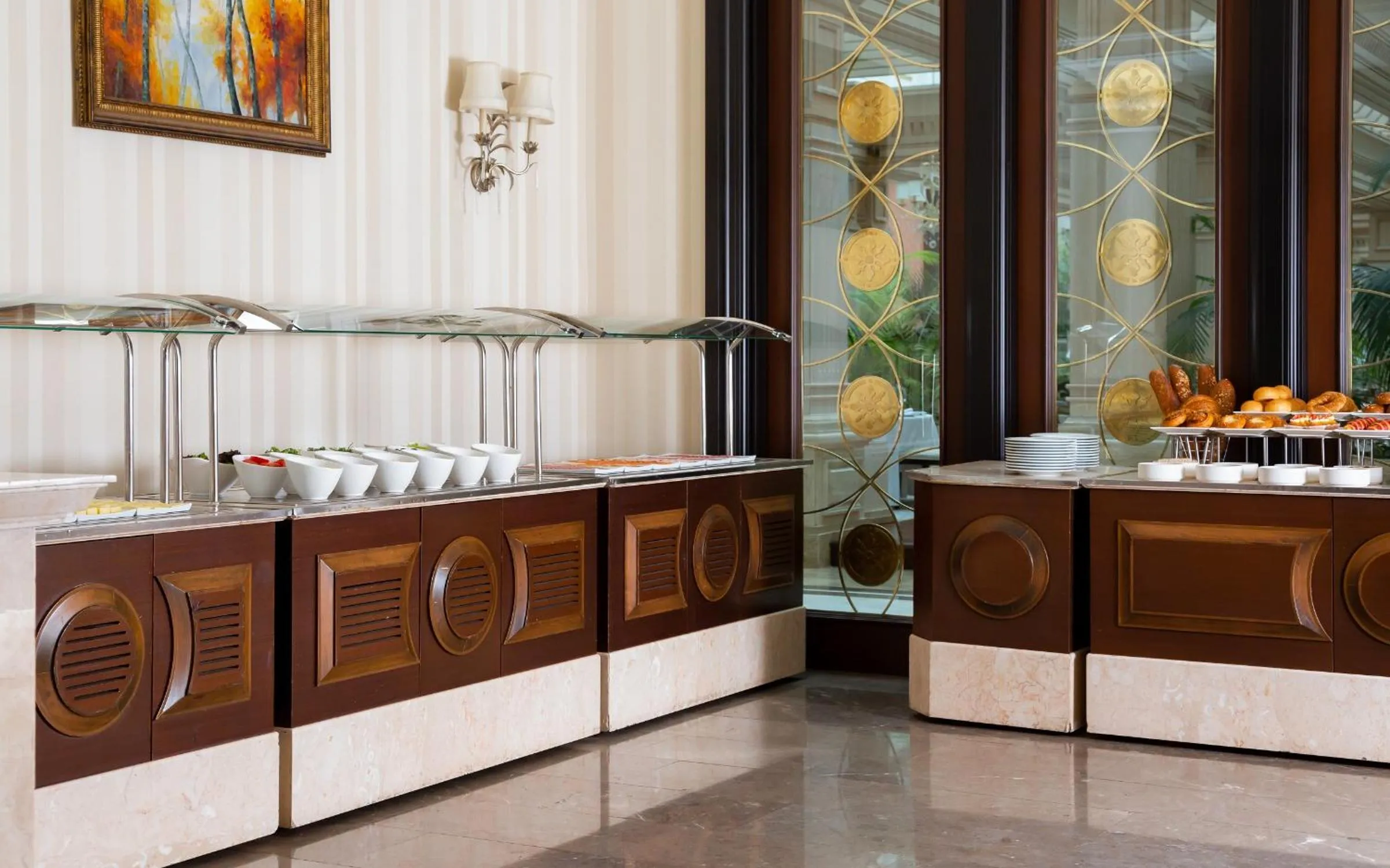 Restaurant/places to eat in Rixos Almaty