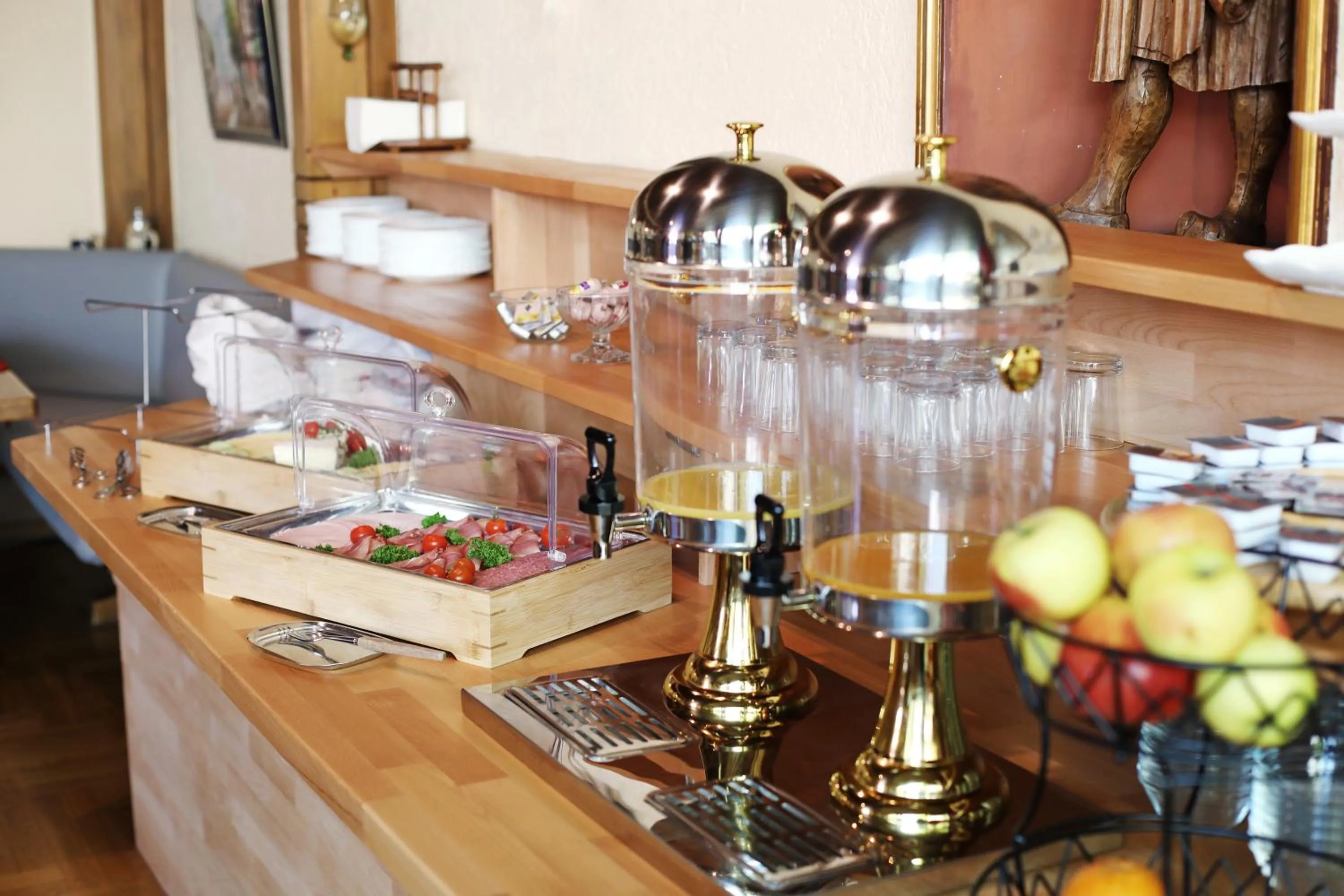 Restaurant/places to eat in Hotel Restaurant Adler Stube