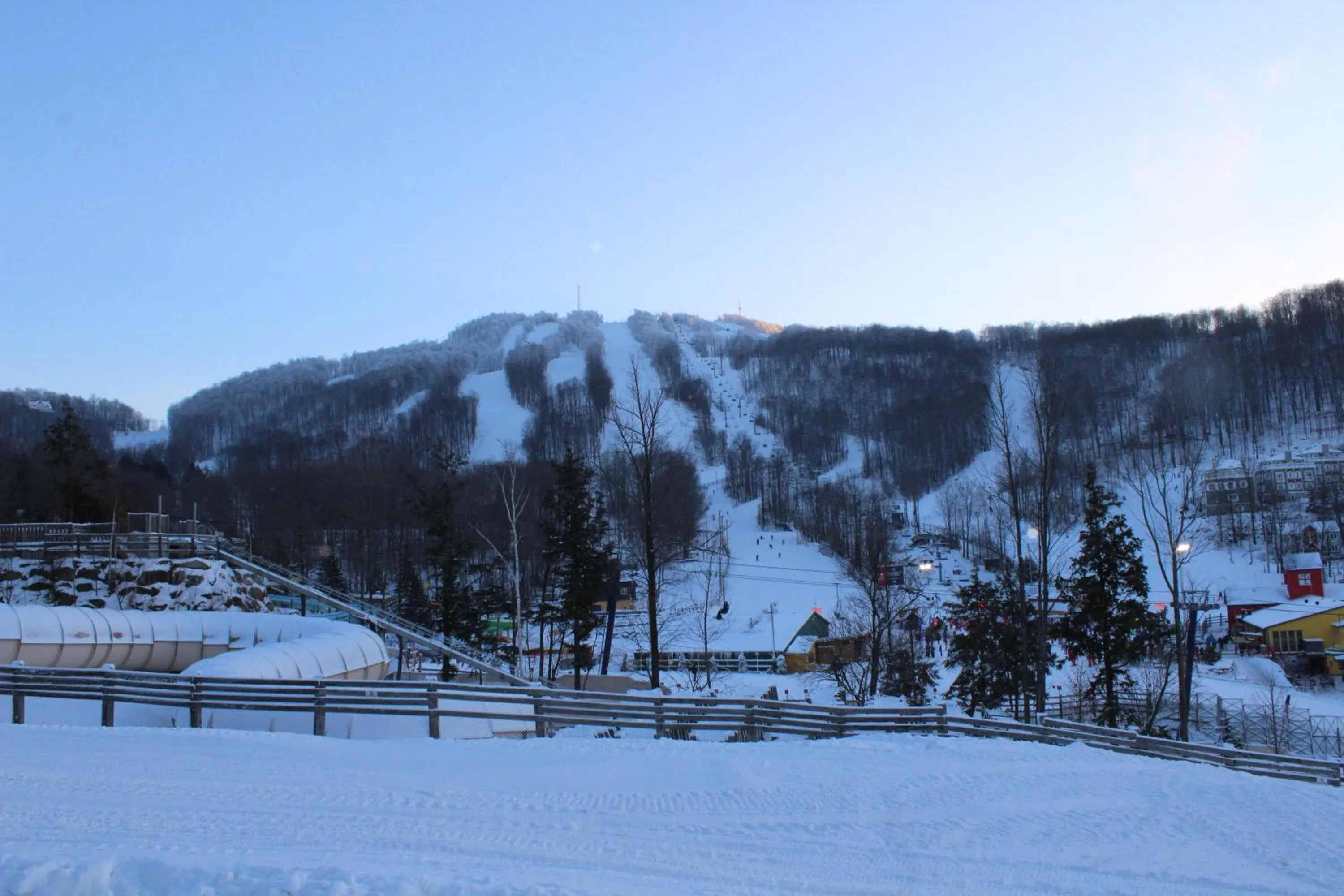 Mountain view in Au pied des pentes