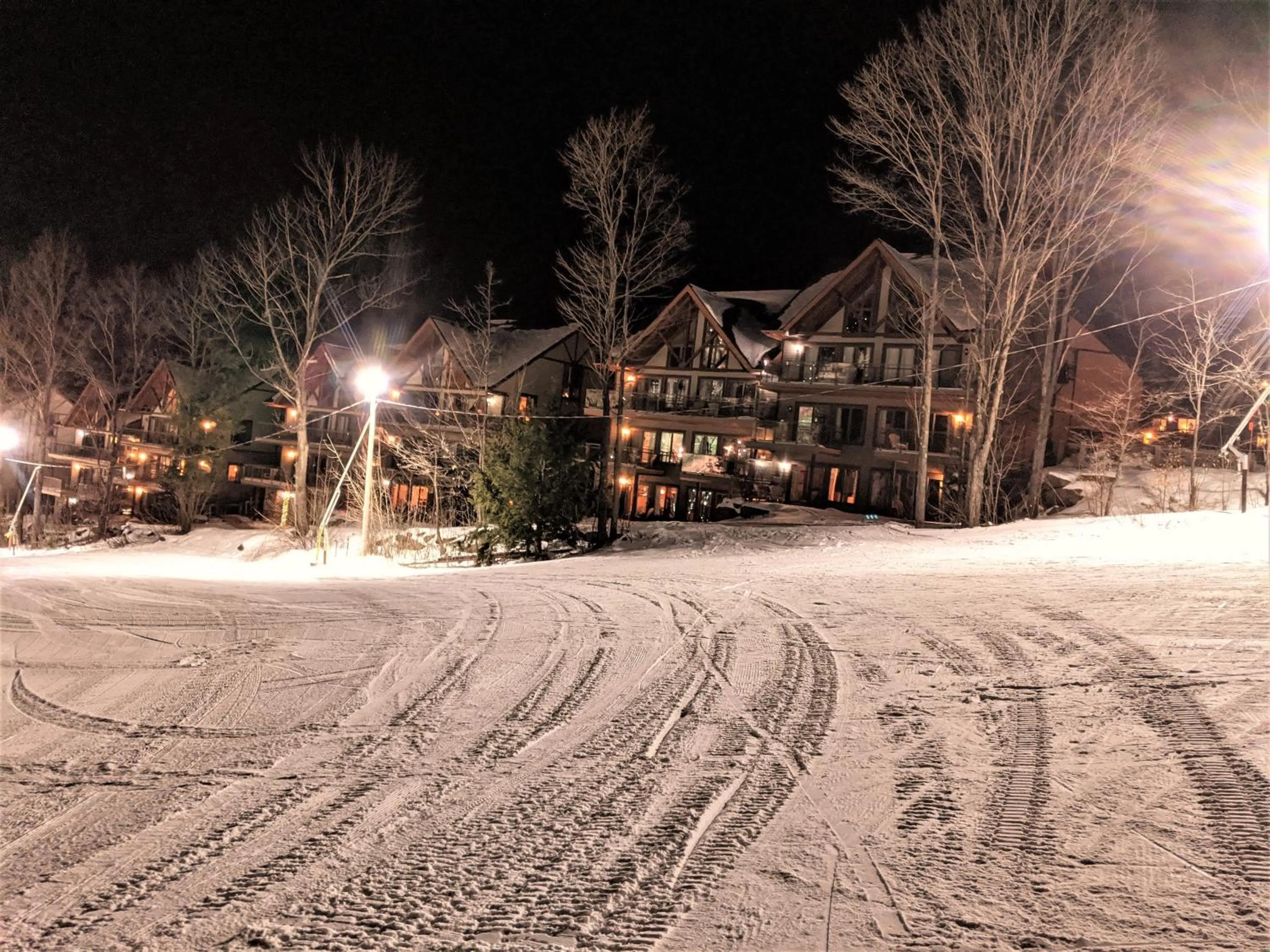 Skiing in Au pied des pentes