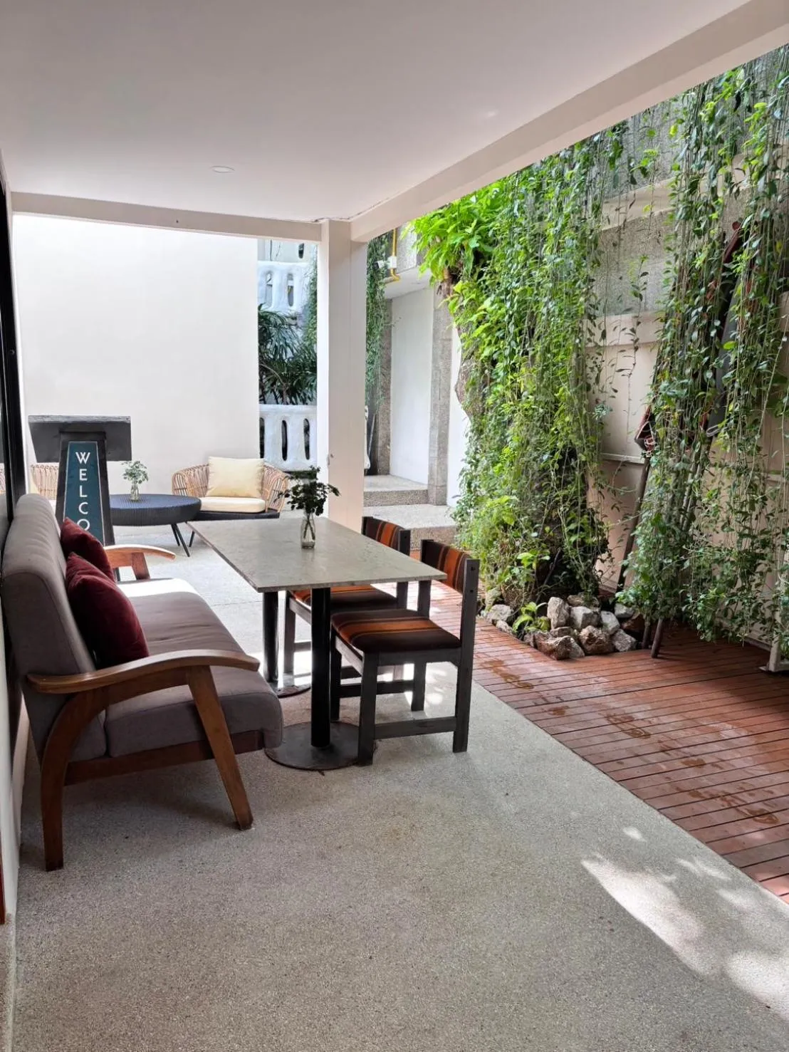 Restaurant/places to eat in Punnpreeda Beach Resort - SHA Plus Certified