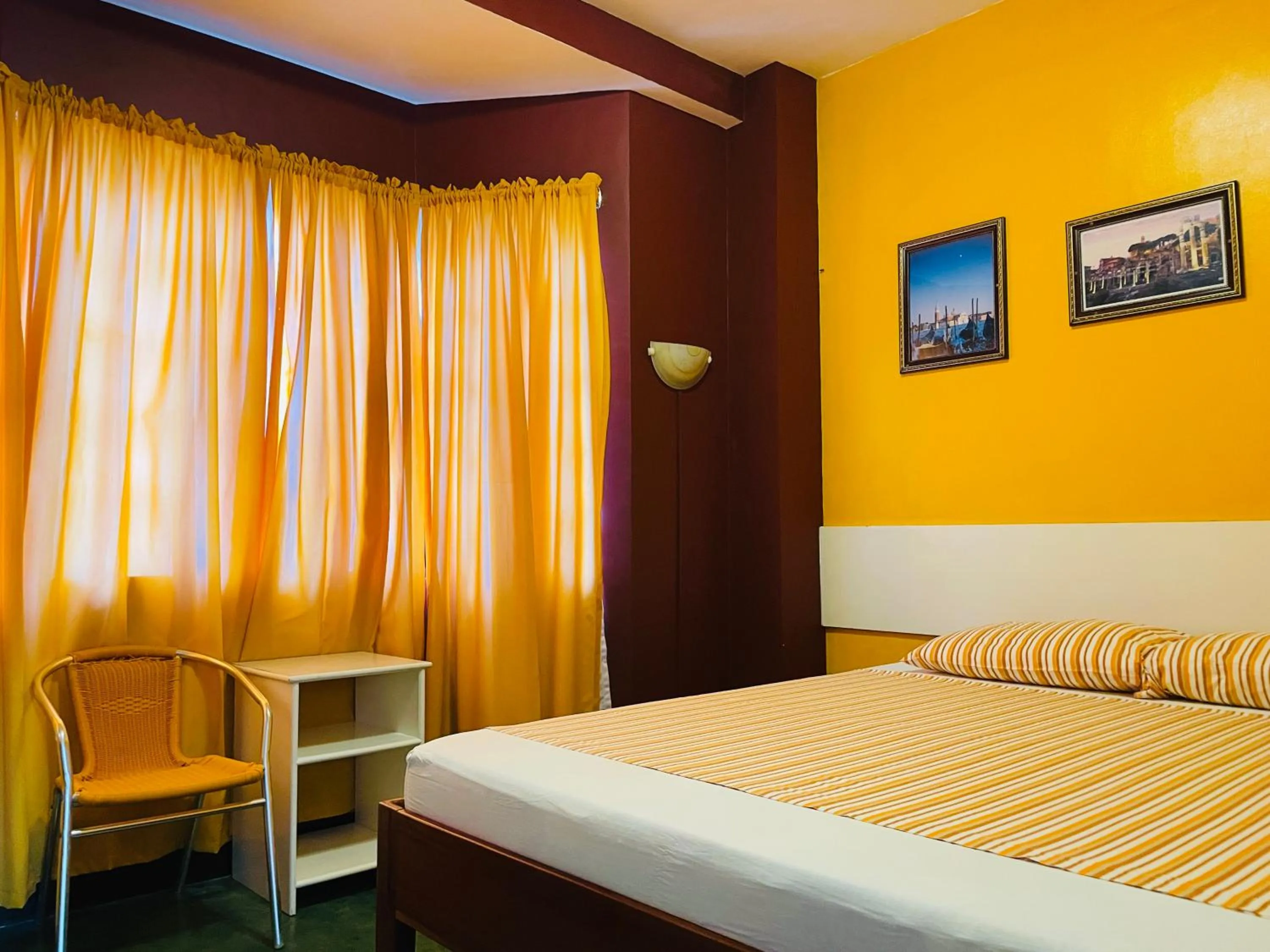 Photo of the whole room, Bed in Citadel Alona Inn