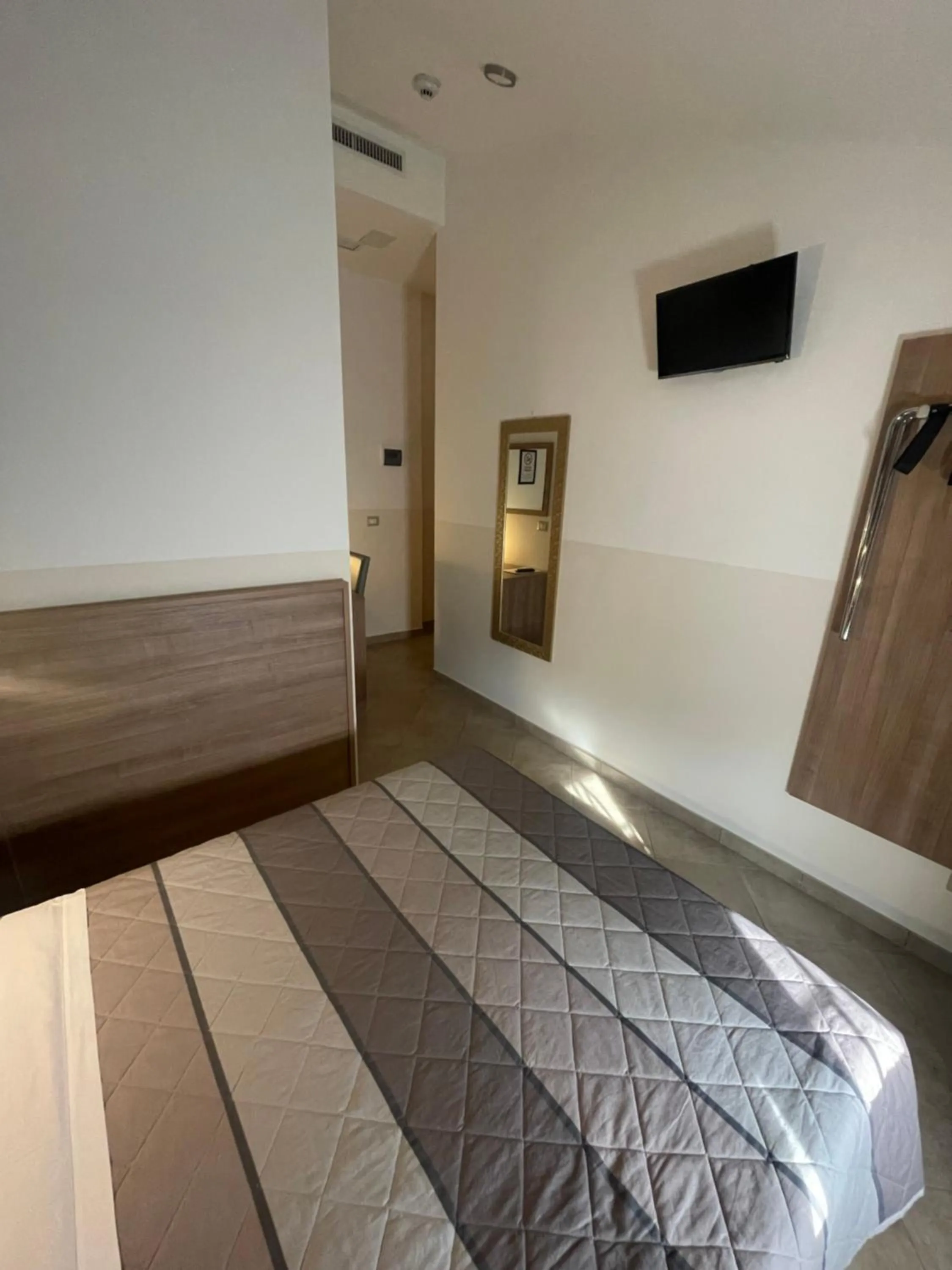 Bed in Hotel Montecarlo