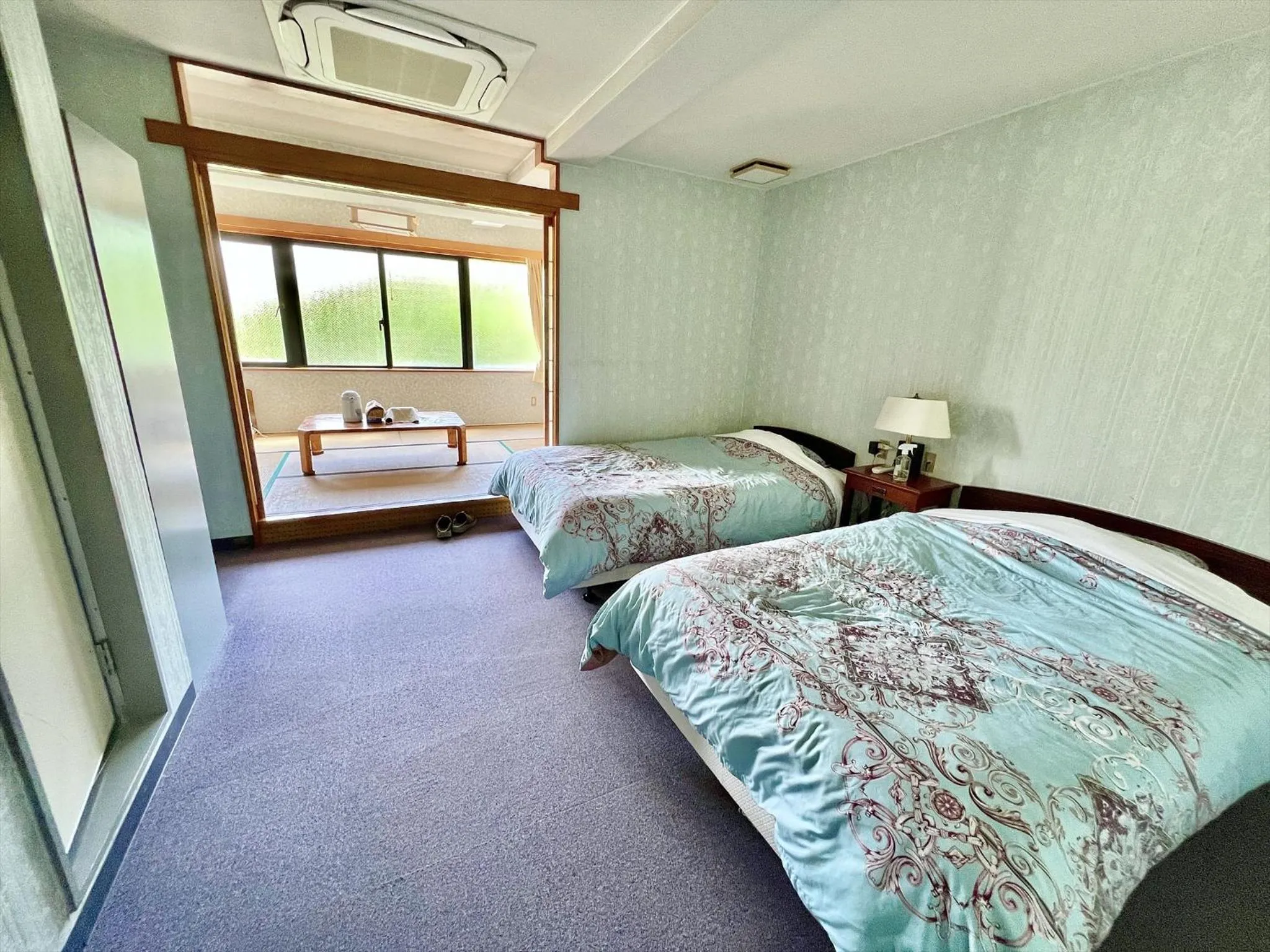 Photo of the whole room, Bed in Pension Moon Villa