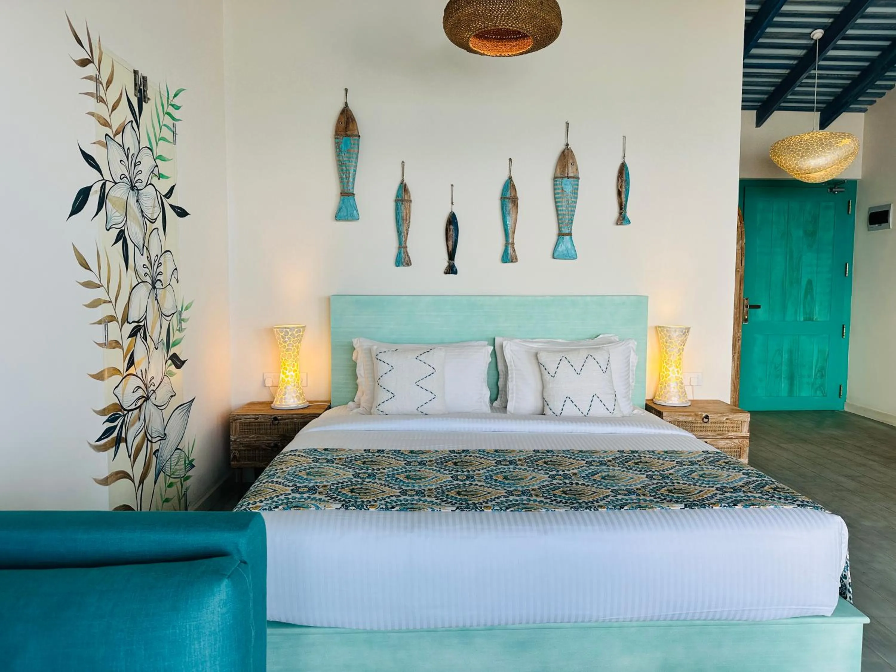 Bed in Thaproban Pavilion Waves