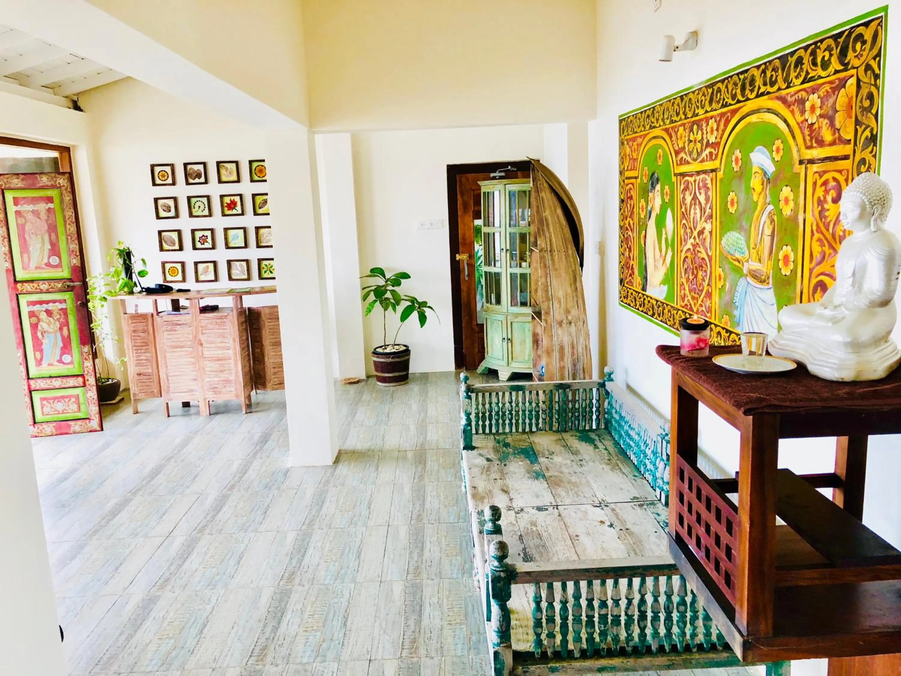 Spa and wellness centre/facilities in Thaproban Pavilion Waves