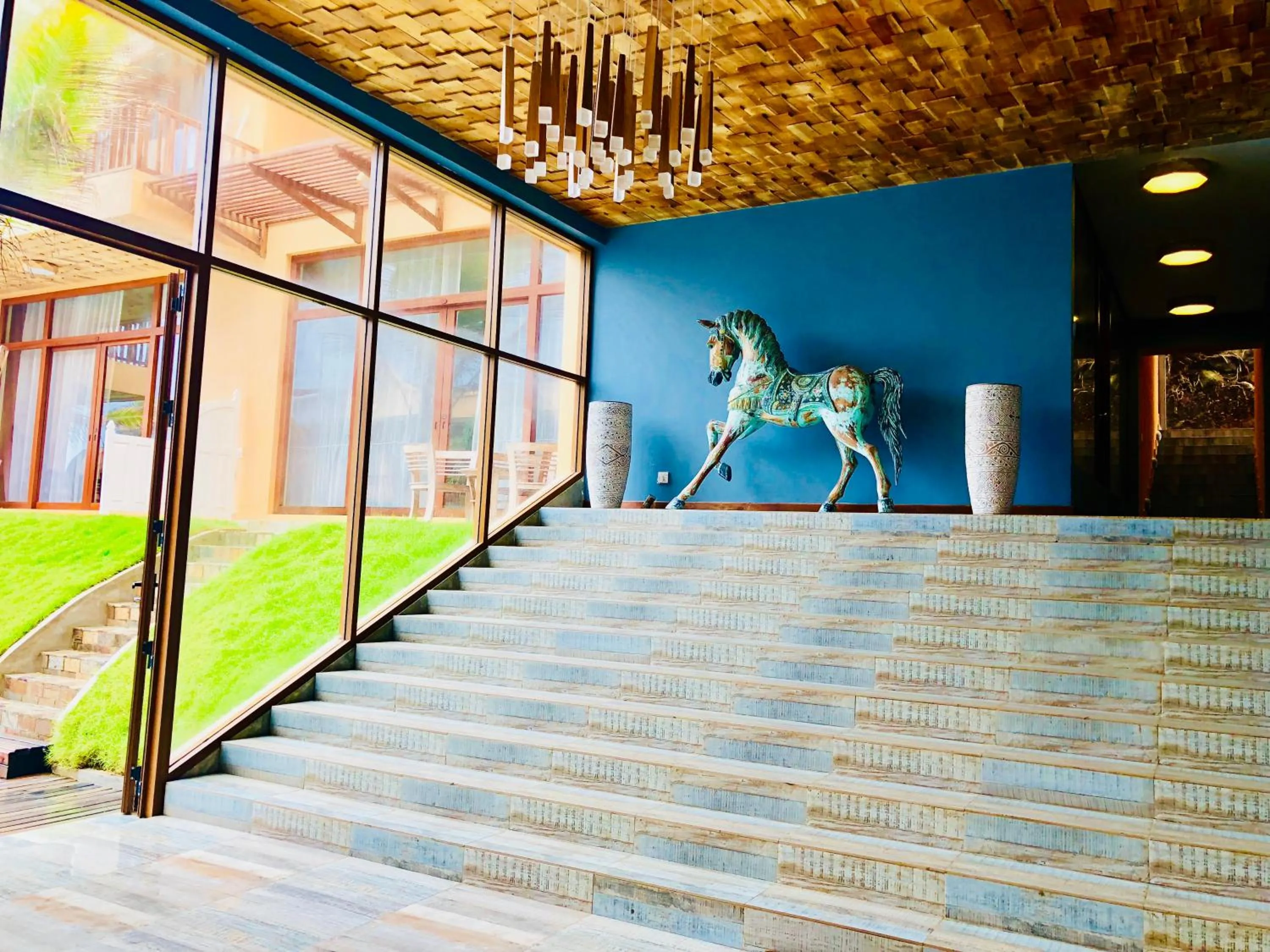 Decorative detail in Thaproban Pavilion Waves