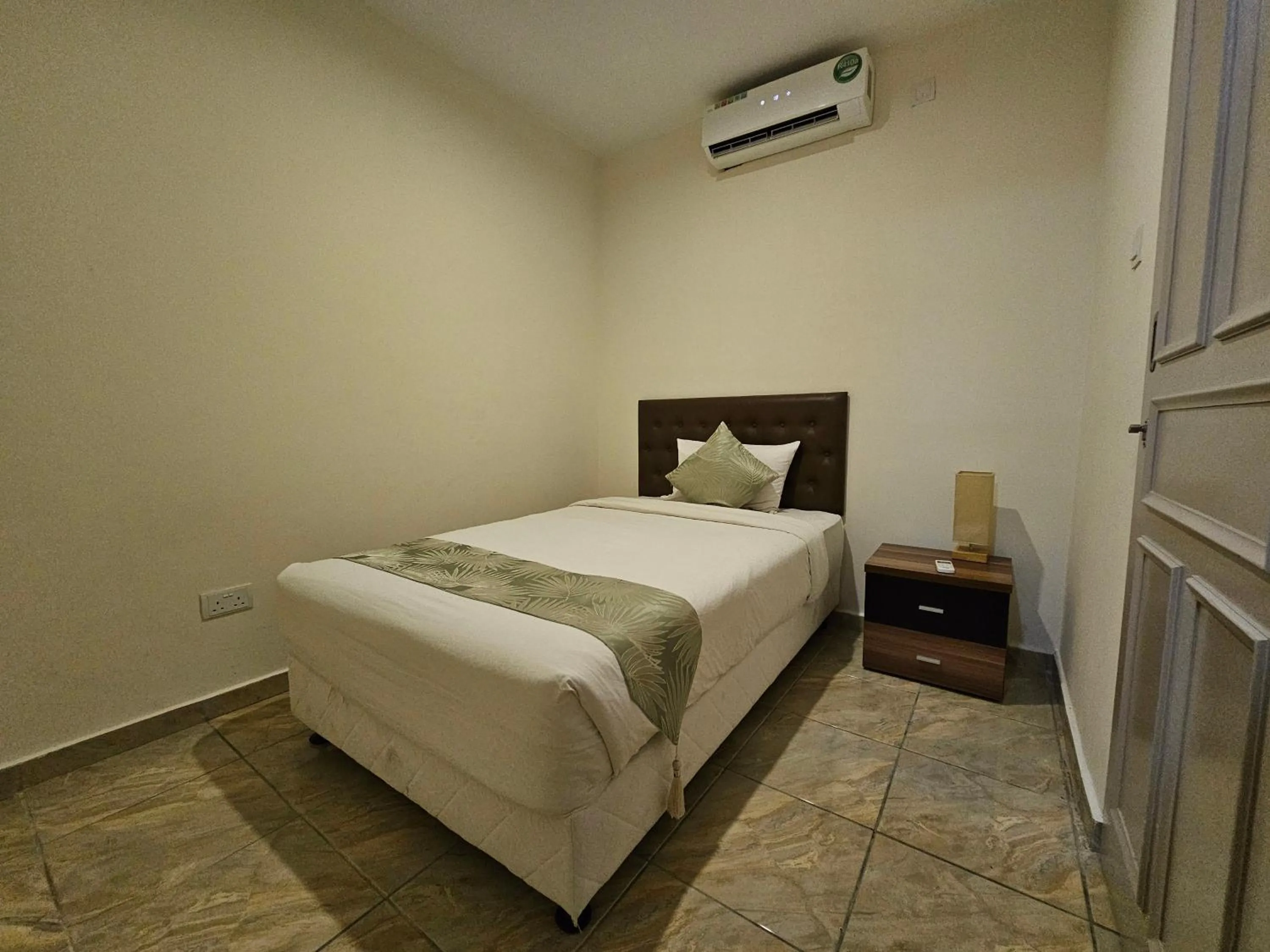 Bedroom, Bed in Wafa Hotel & Apartment