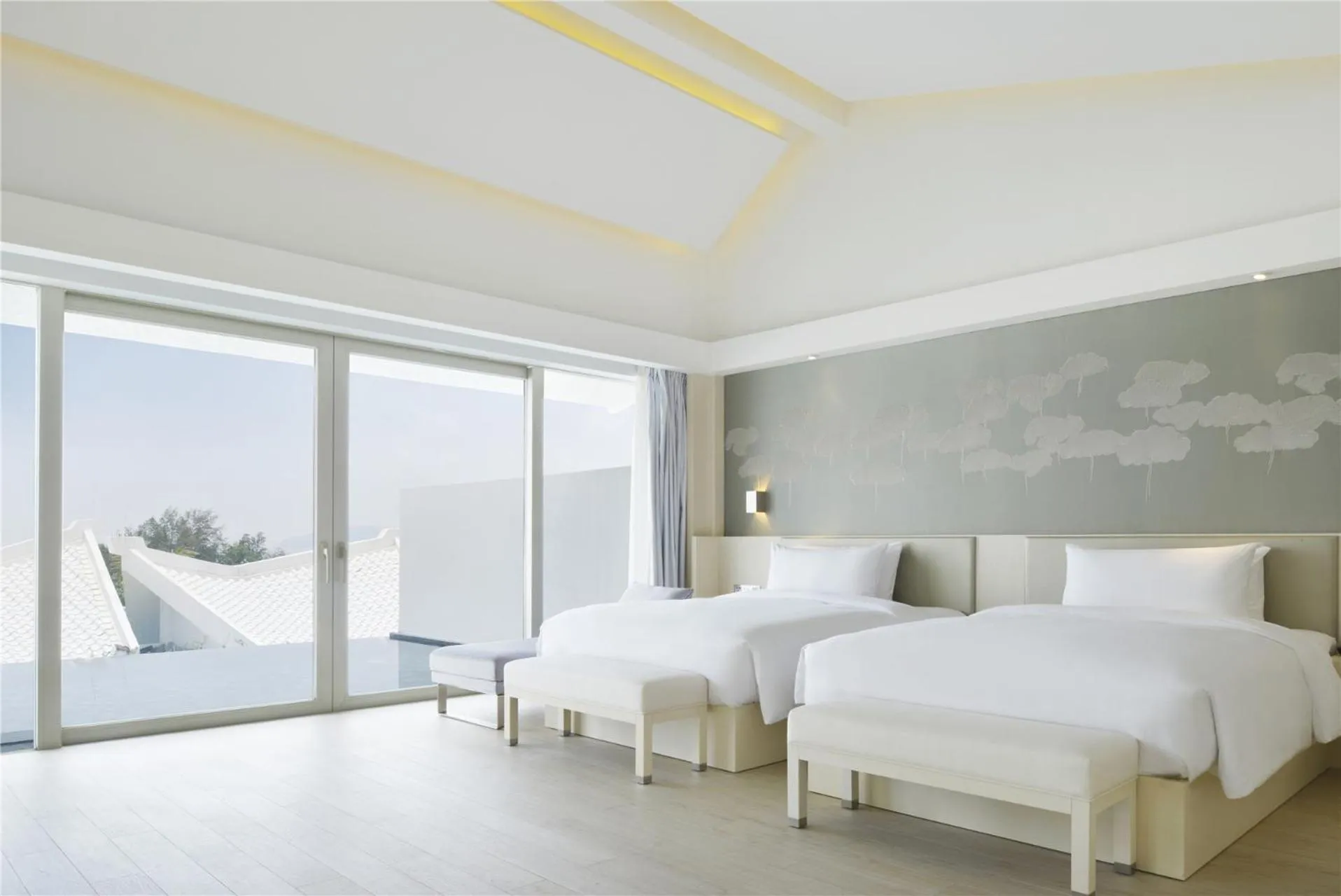 Bed in Palace Resort Villas Yalong Bay Sanya