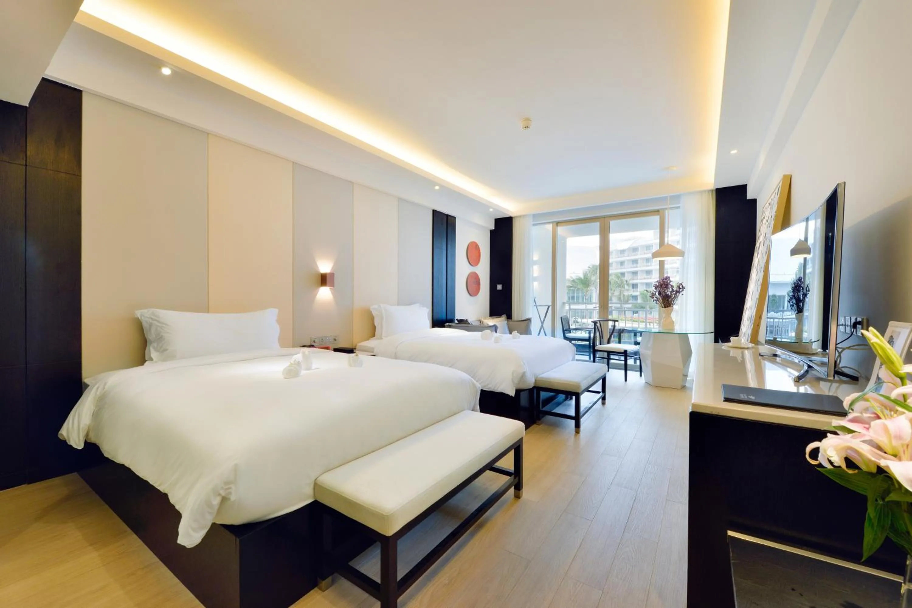 Bed in Palace Resort Villas Yalong Bay Sanya