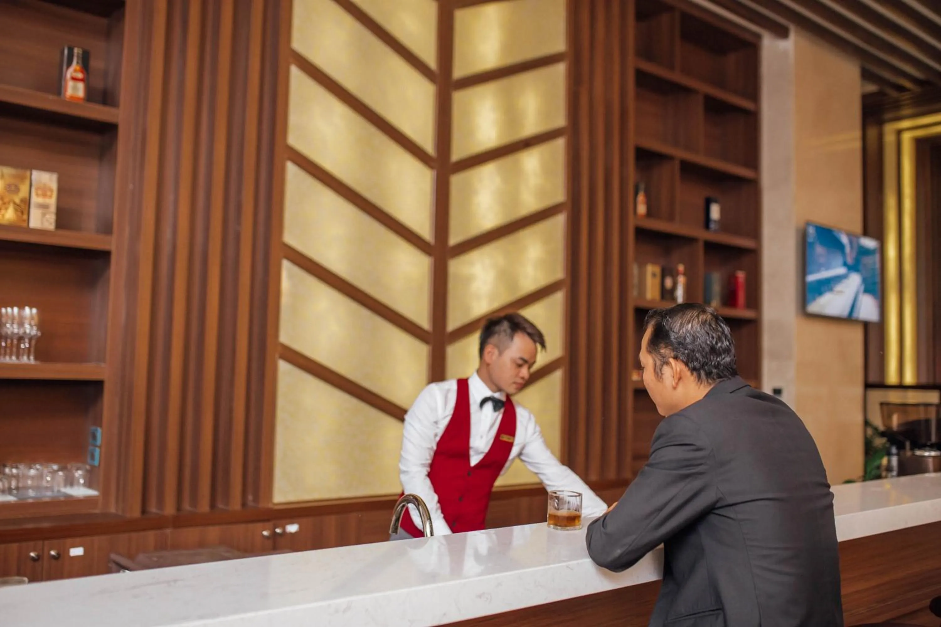 People in Muong Thanh Luxury Bac Ninh Hotel