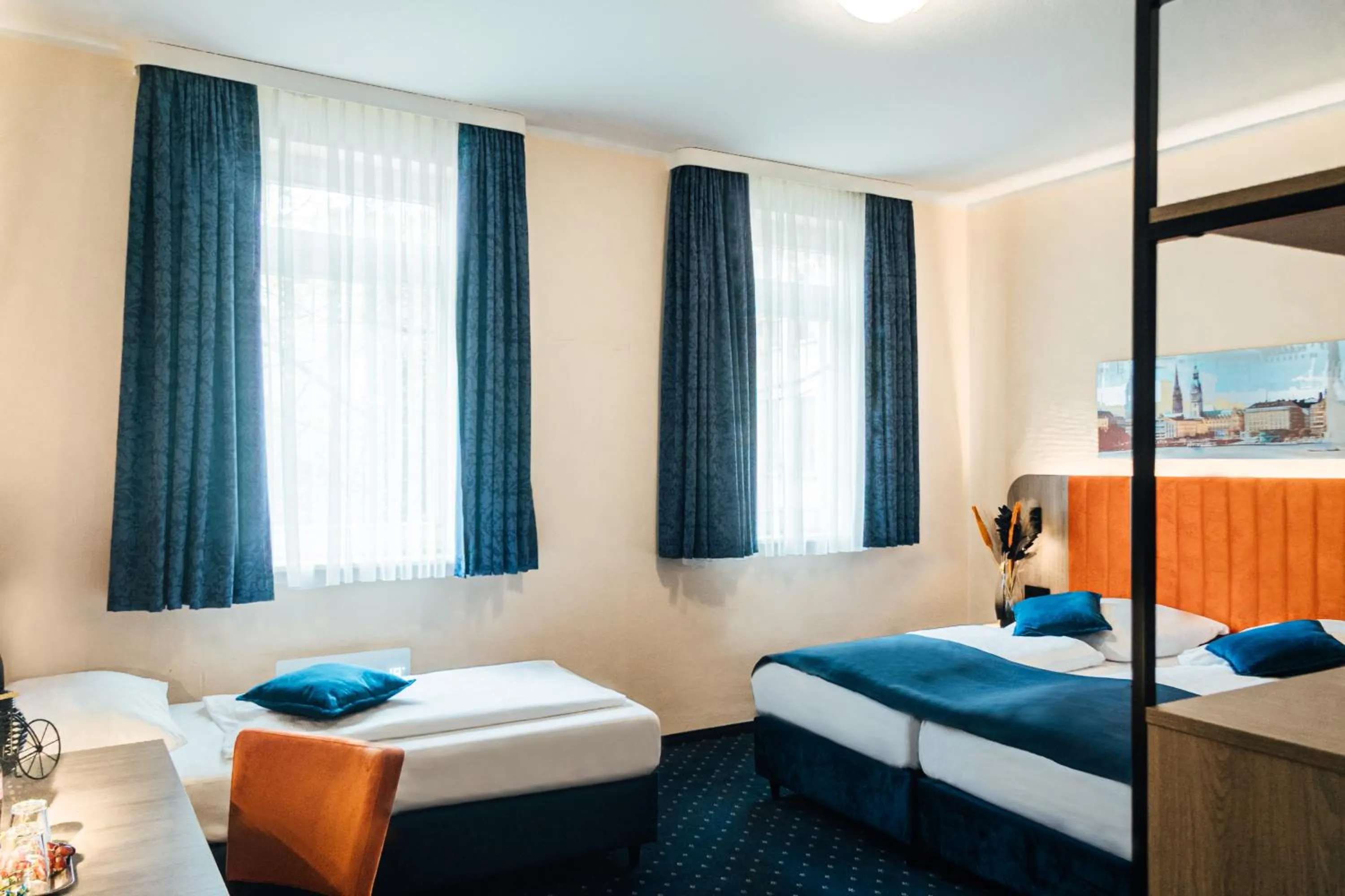 Bed in Hotel Commerz Hamburg