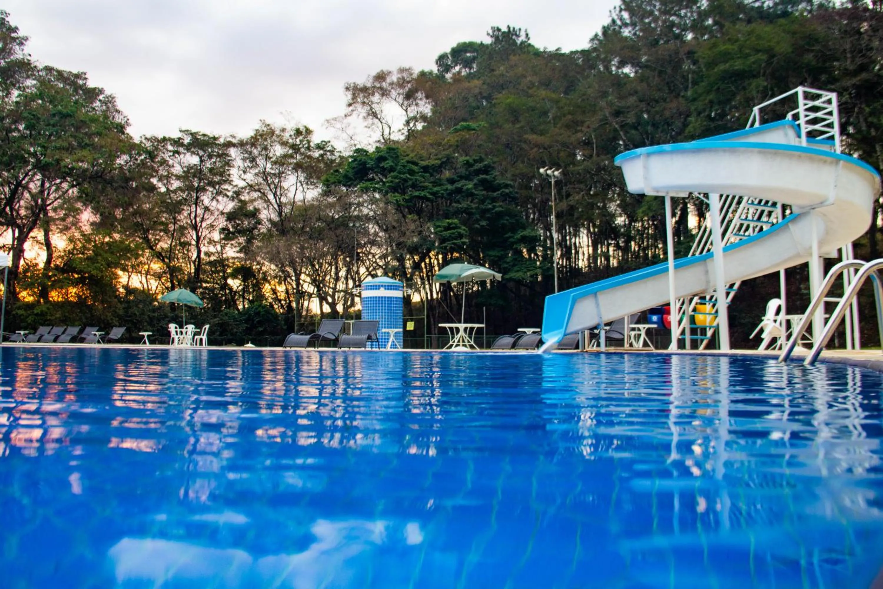 Swimming pool in Hotel Nacional Inn Araxá Previdência