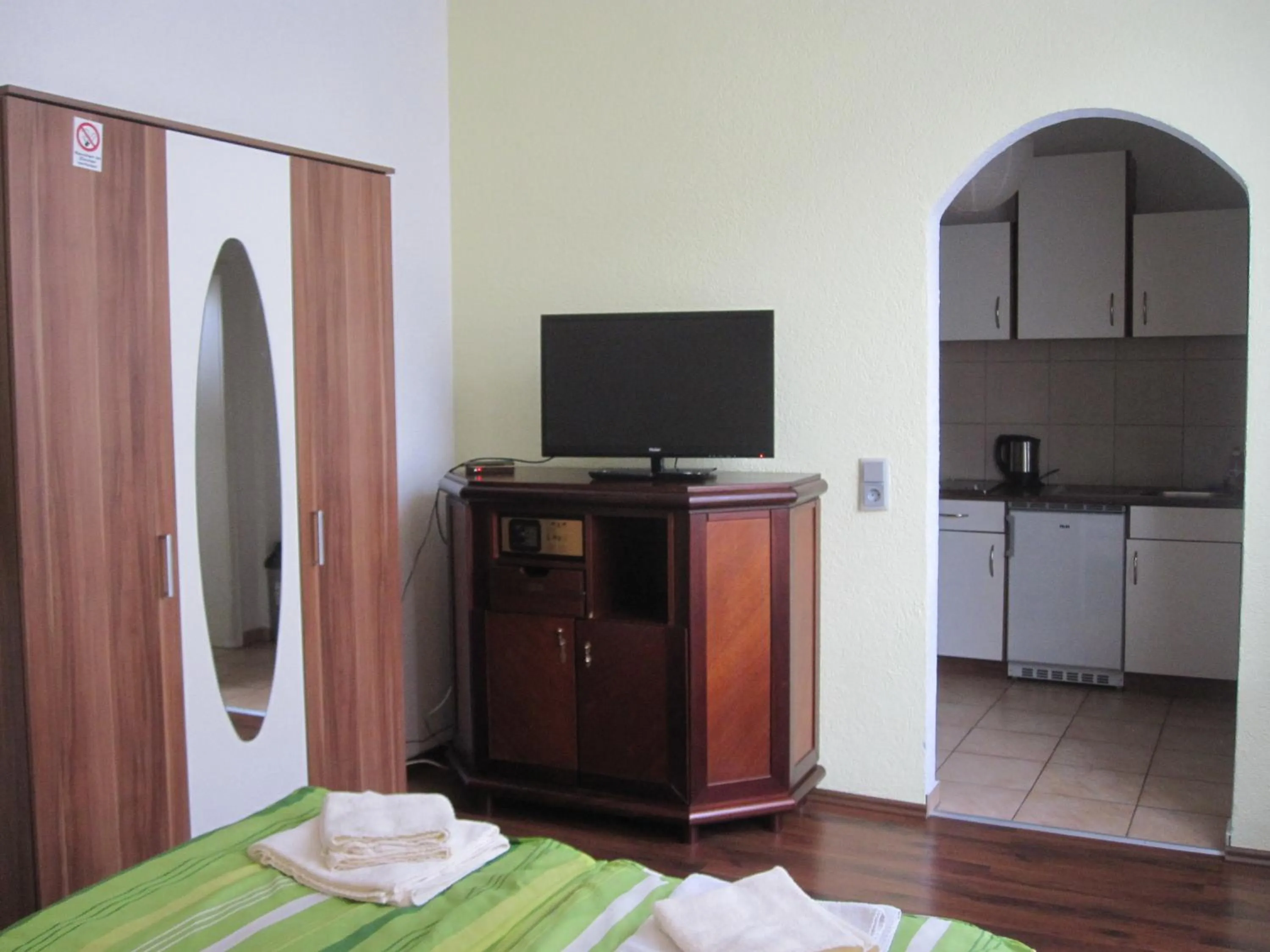 TV and multimedia, Bed in Hotel Feiertag